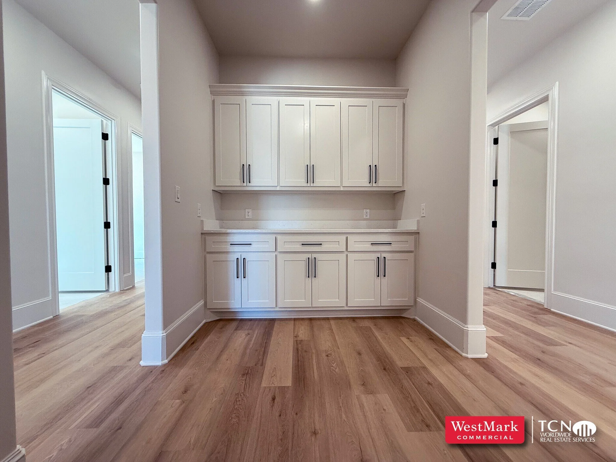6305-79th-st-Lubbock-TX-Building-Photo-3-LargeHighDefinition.jpg