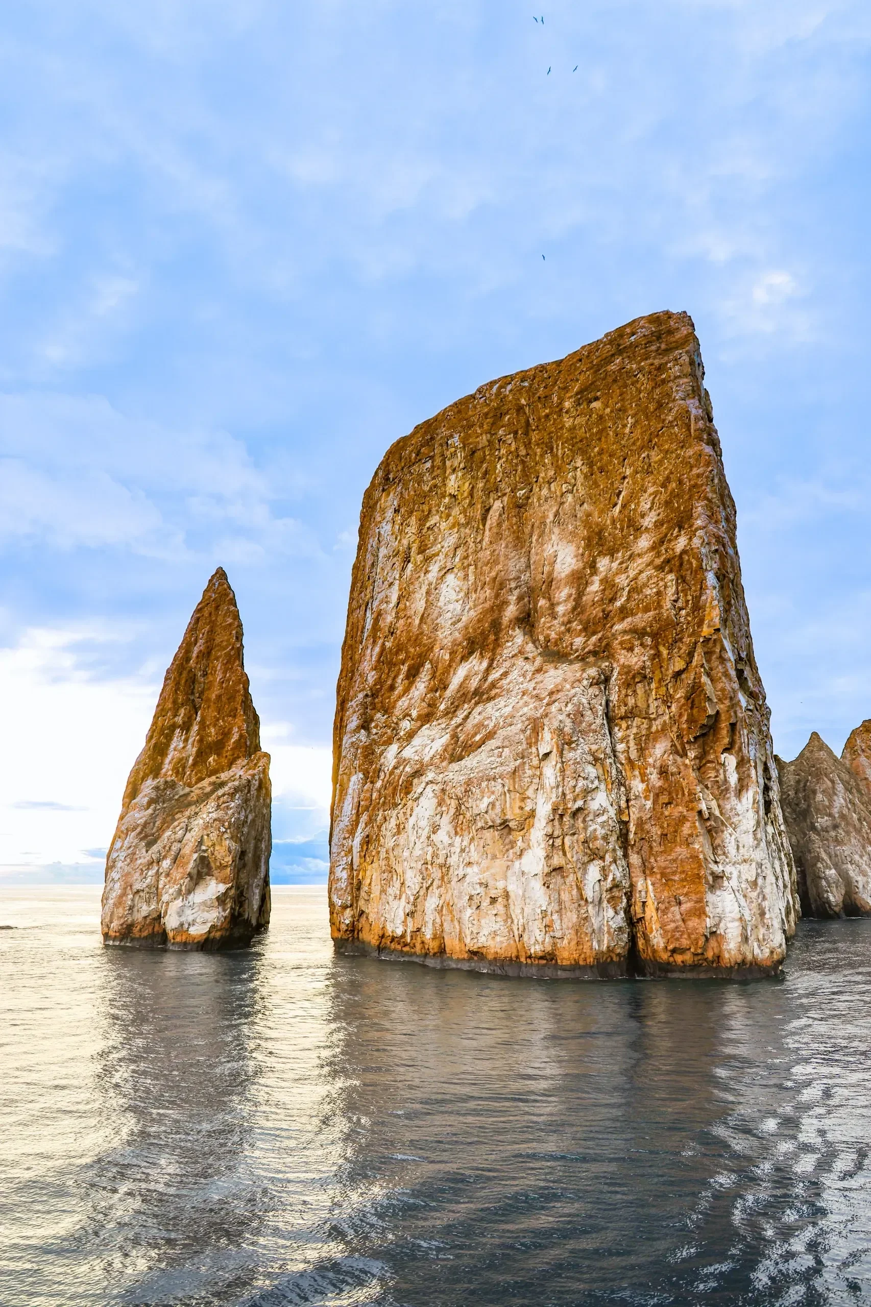 Inhospitality. Kicker Rock, The Galapagos