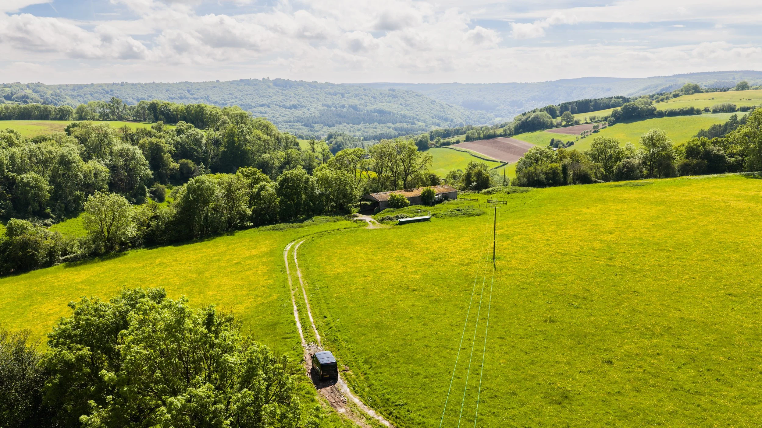 ONE ESTATE — Base, build and filming environments connected on site