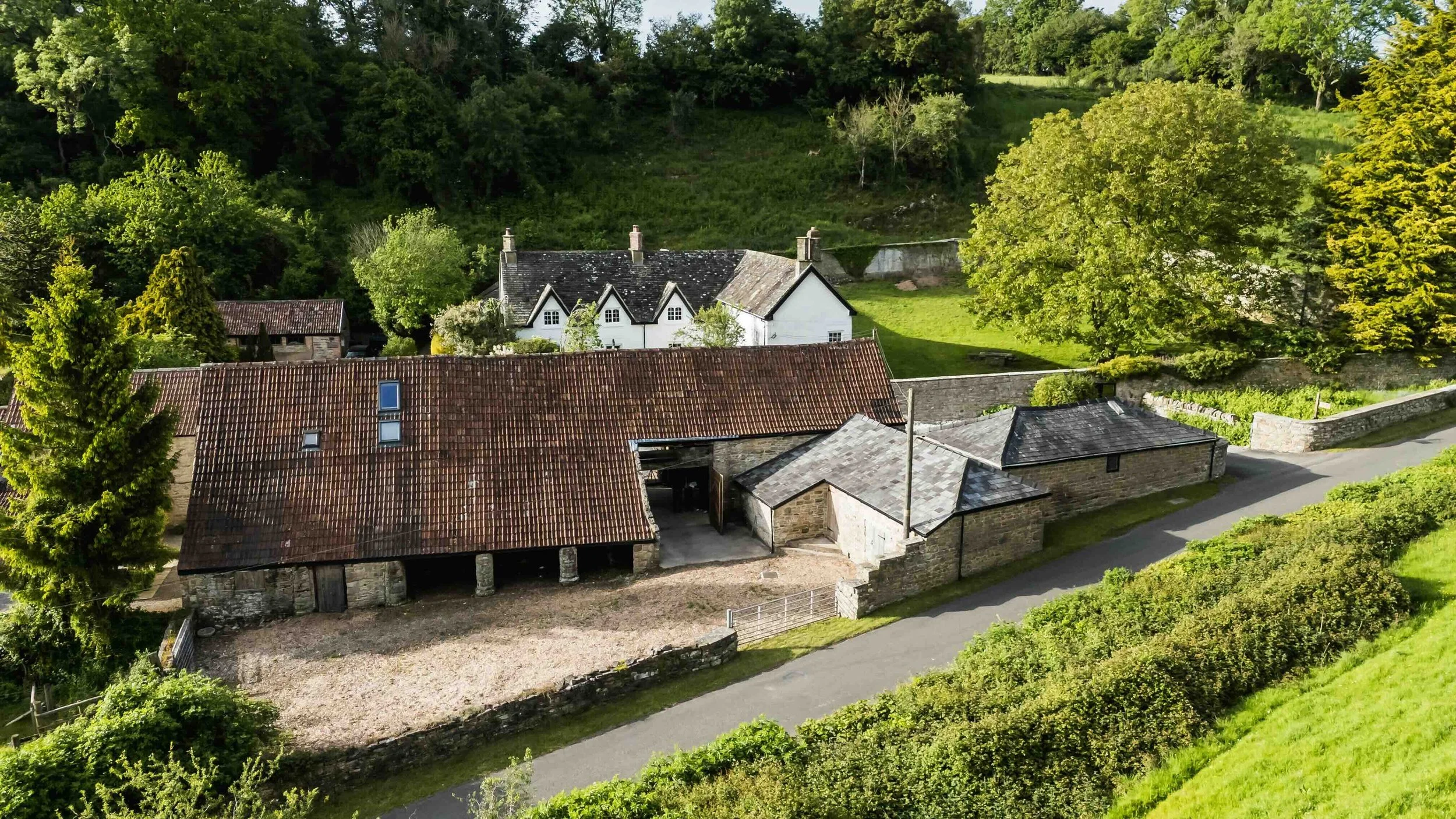 THE FARMHOUSE
Historic exterior · white render · stone · period detailing