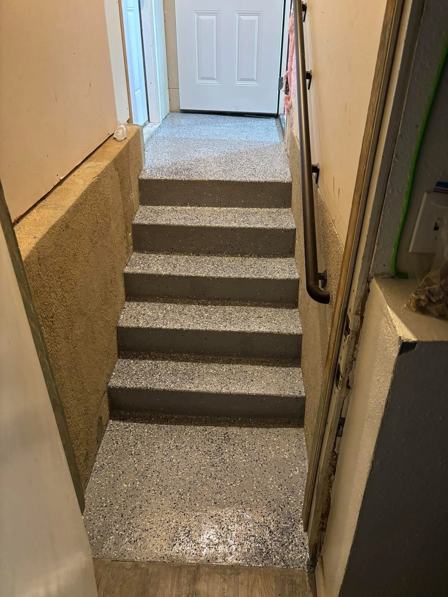 zion-concrete-broadcast-flake-stair-coating.jpg