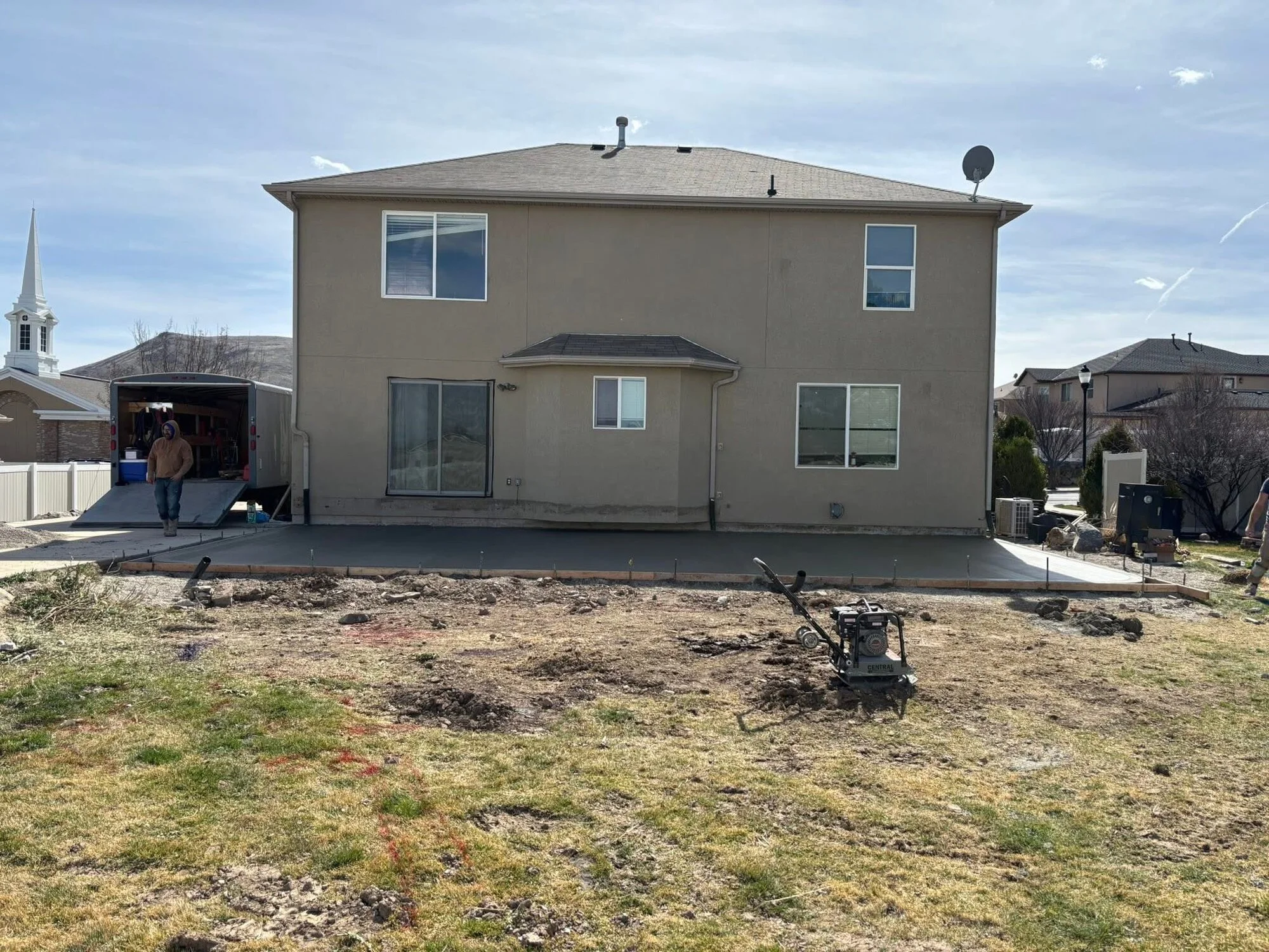 zion-concrete-backyard-patio-slab-wide.jpg