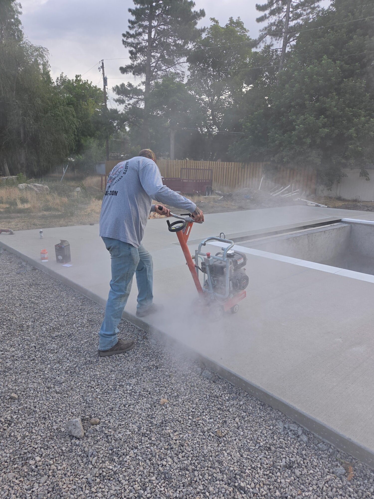 zion-concrete-pool-deck-finishing.jpg