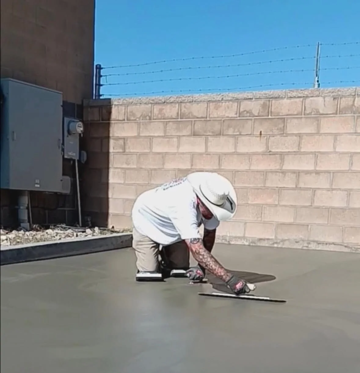 zion-concrete-hand-troweling-commercial-slab.jpg