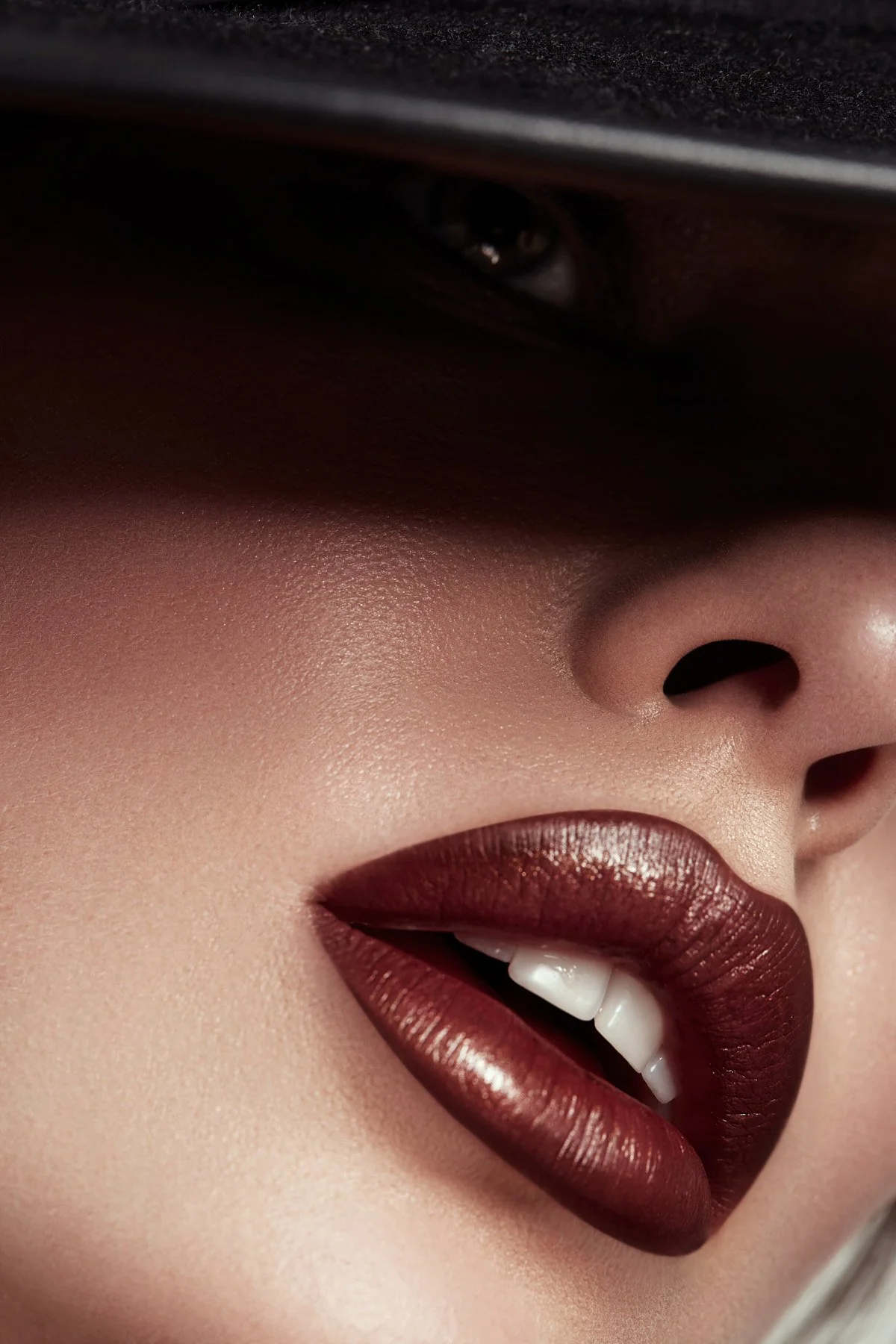 Holiday Beauty Nov_2303800.jpg