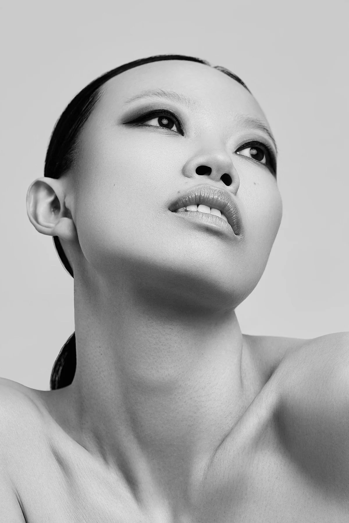 B&W Beauty_Vi_Sep'2504401.jpg