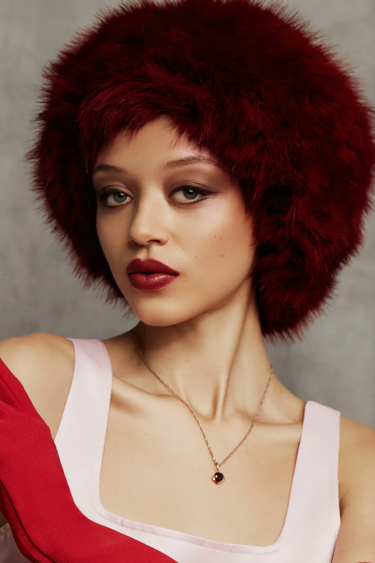 Holiday Beauty Nov'2416435.jpg