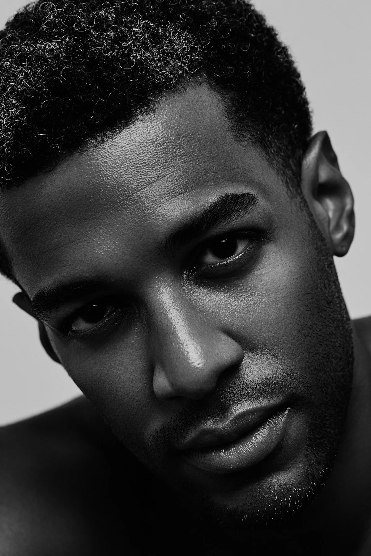 B&W Beauty_Darius_Sep'2503346.jpg