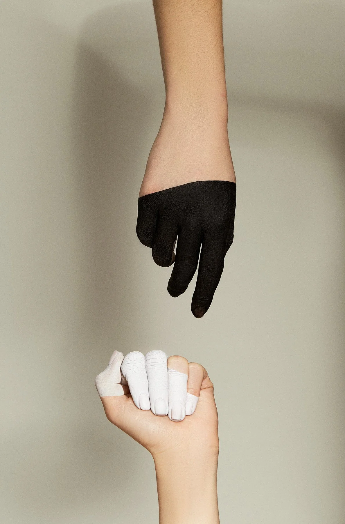 Yin Yang Editorial195270010.jpg