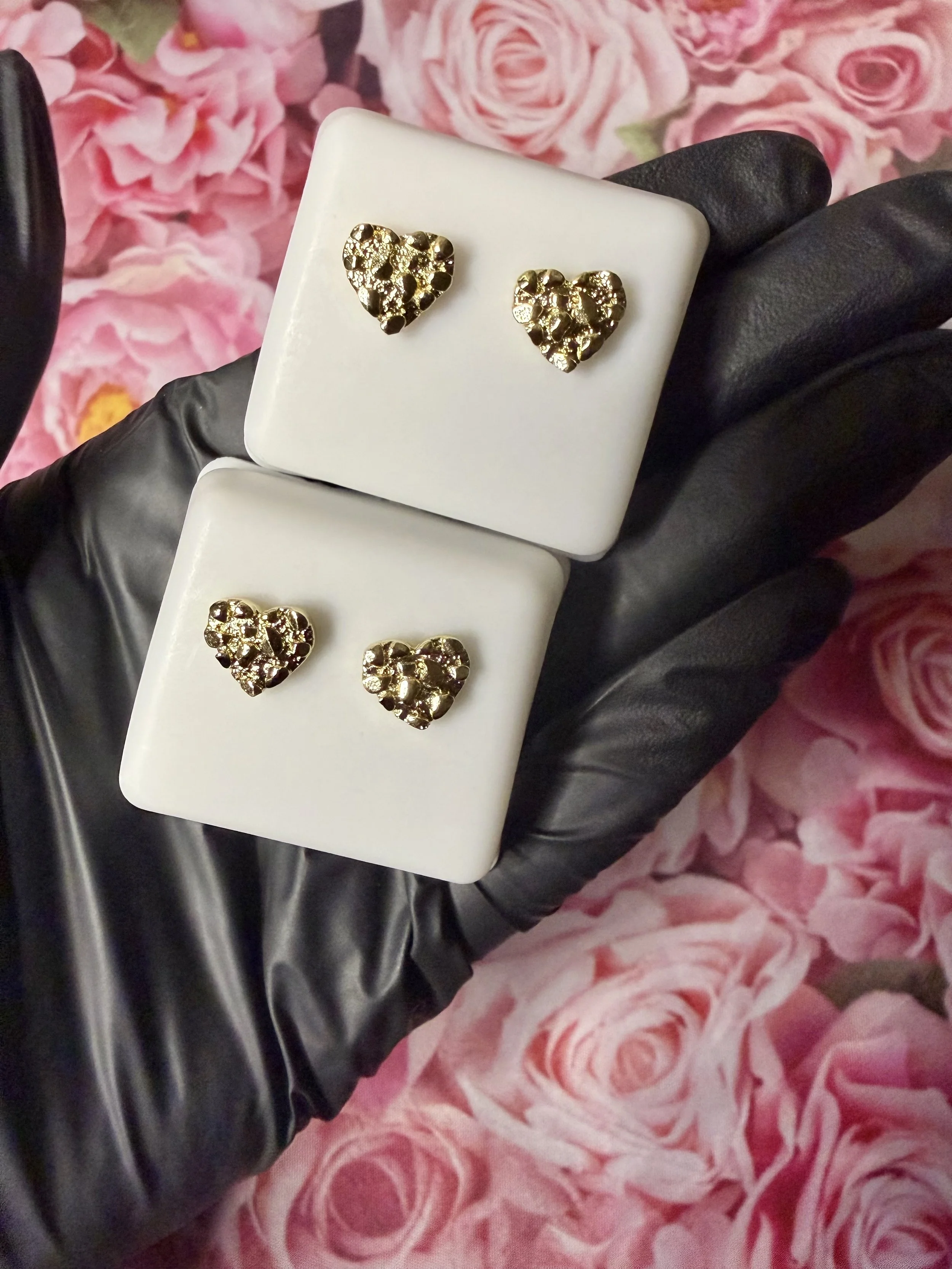 HEART NUGGET STUDS
