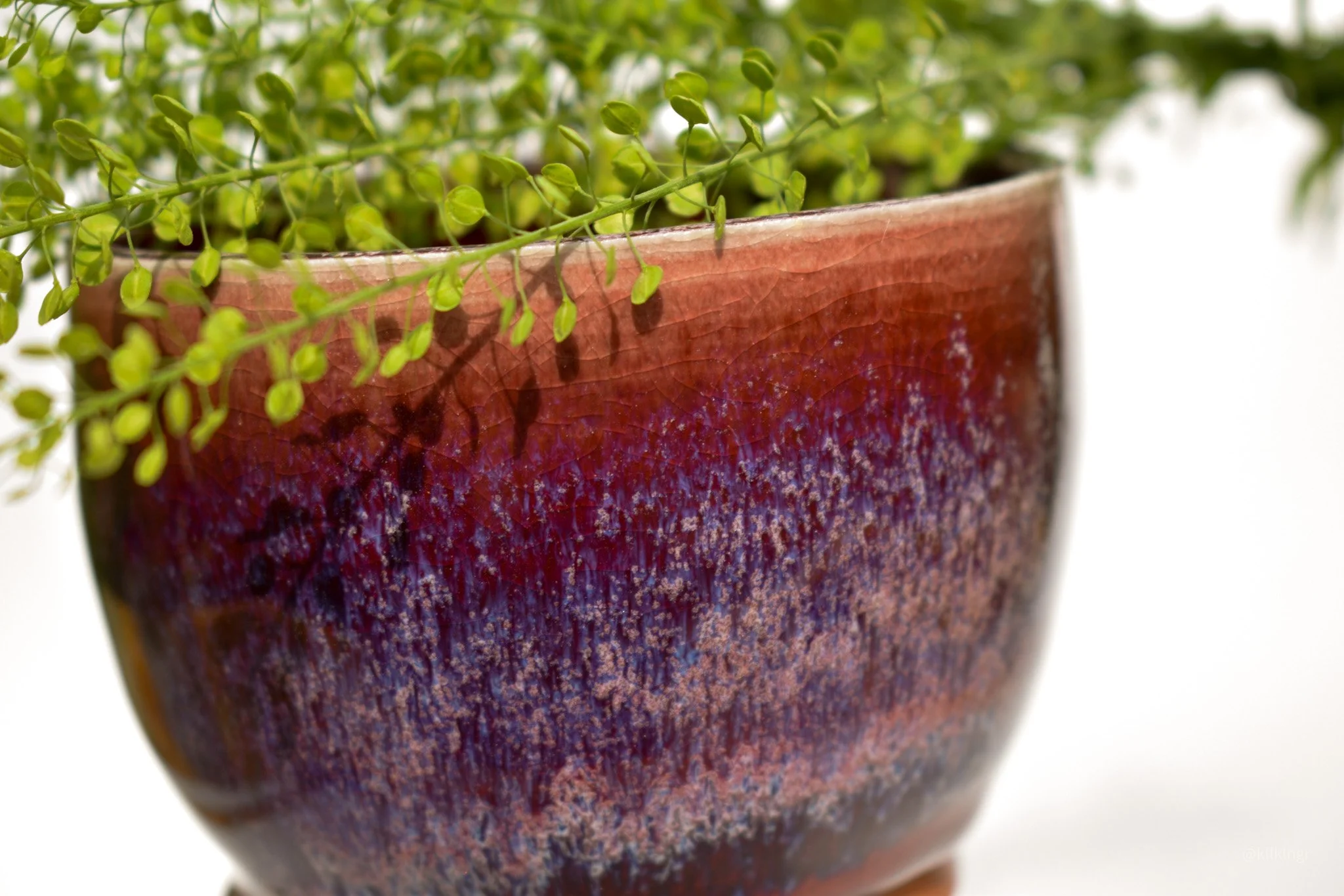 reactive glaze