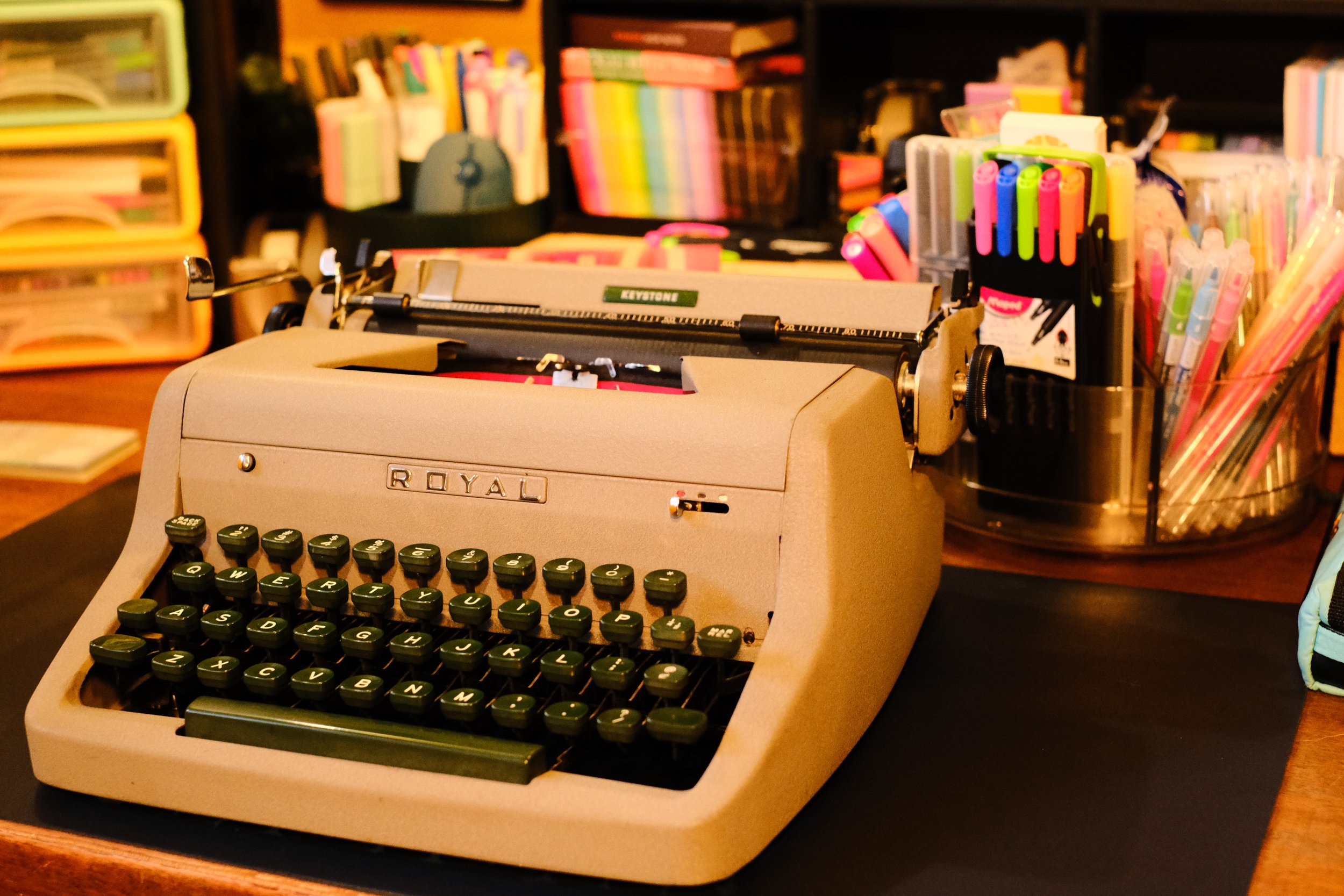 1954 Royal Keystone typewriter 