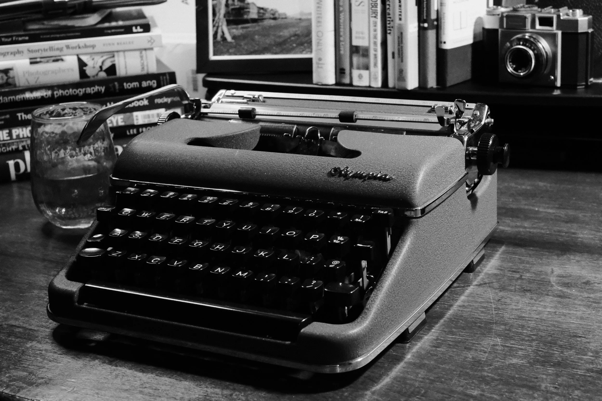 1958 Olympia SM3 black and white