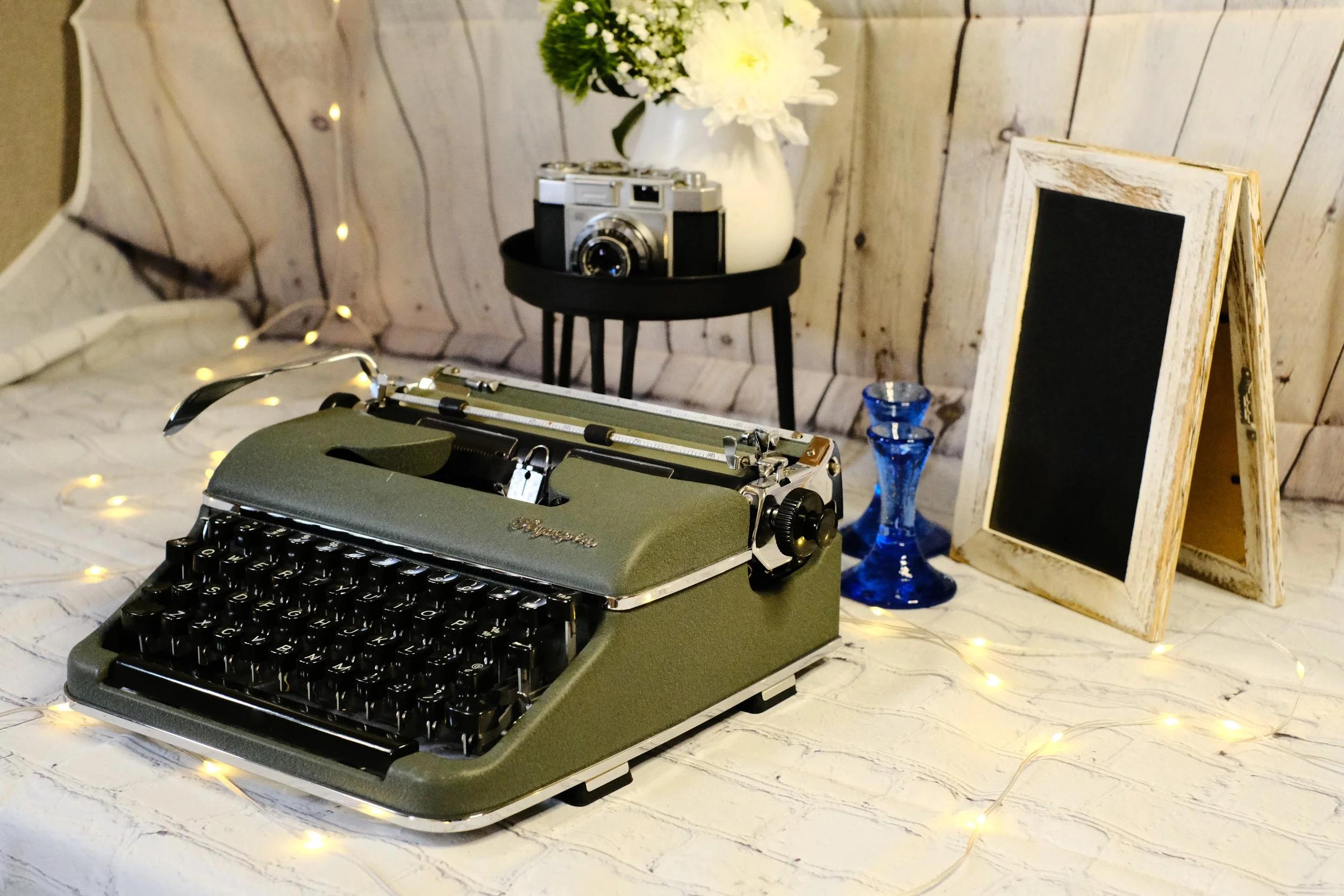 1958 Olympia SM3 wedding set up