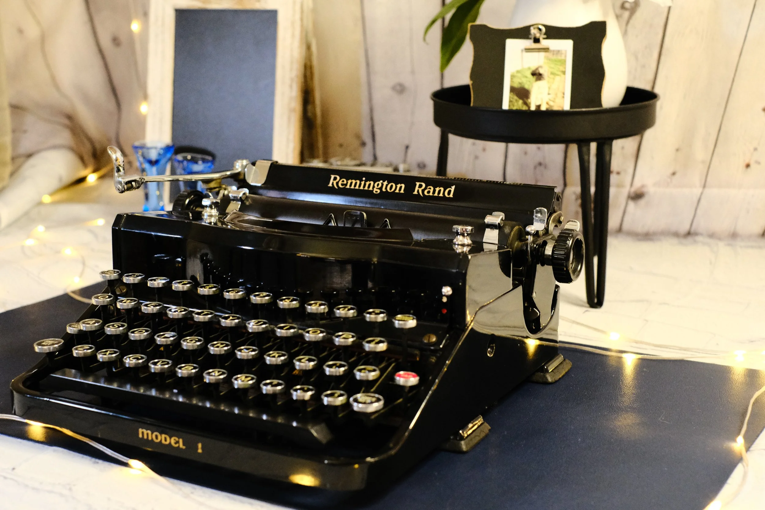 The beautiful Remington Rand Model 1 from 1935 is an elegant feature for weddings and events.