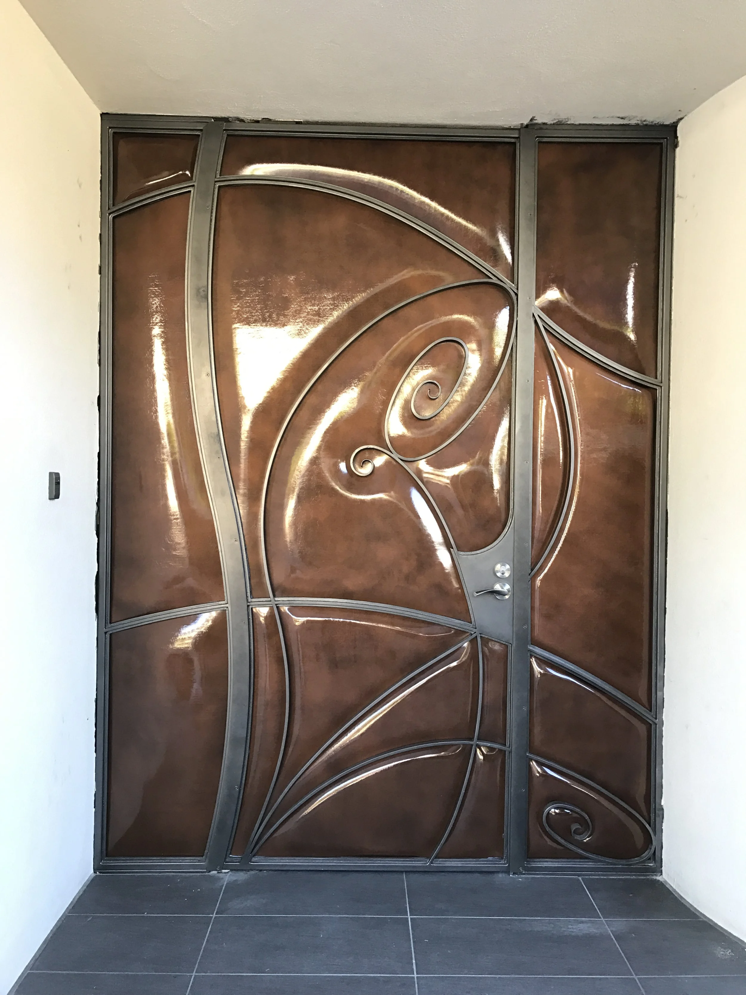 door pivot bronze glass copper slumped glazing 00030 copy.JPG