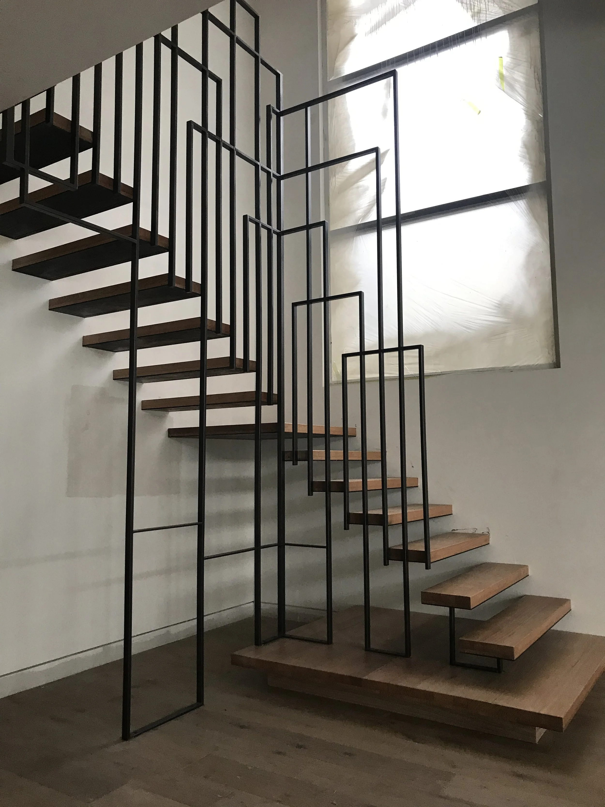 stair balustrade suspended wall rhs modern 00017 copy.JPG