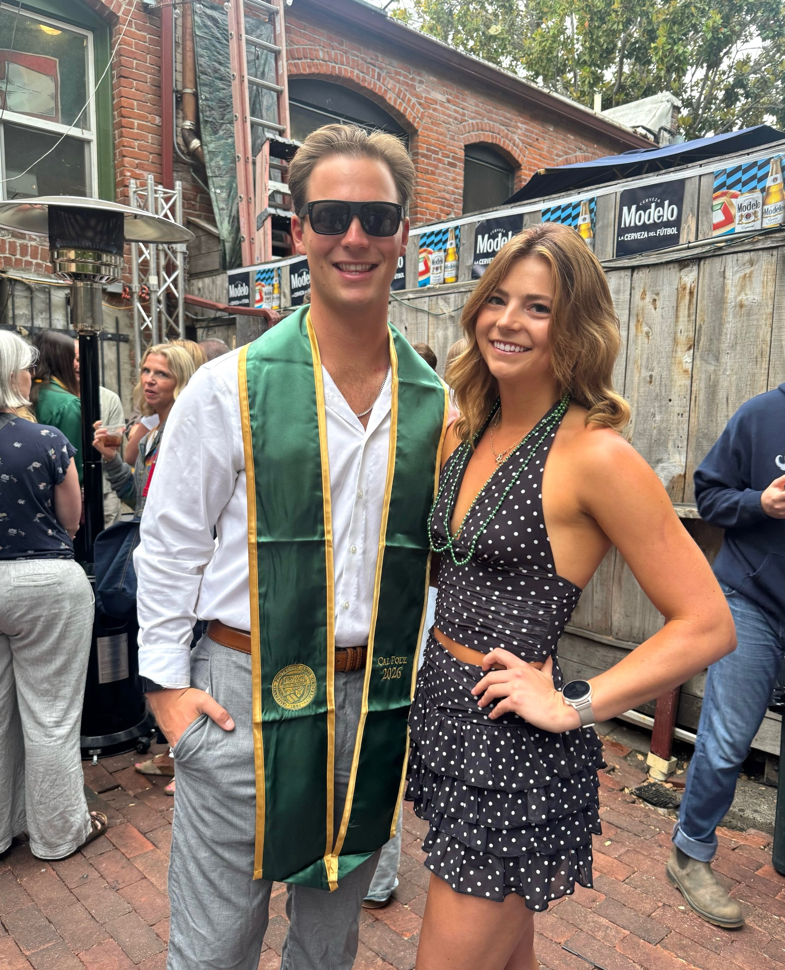 Yay, grad! 👨&zwj;🎓 @brent_isdahl did it!!