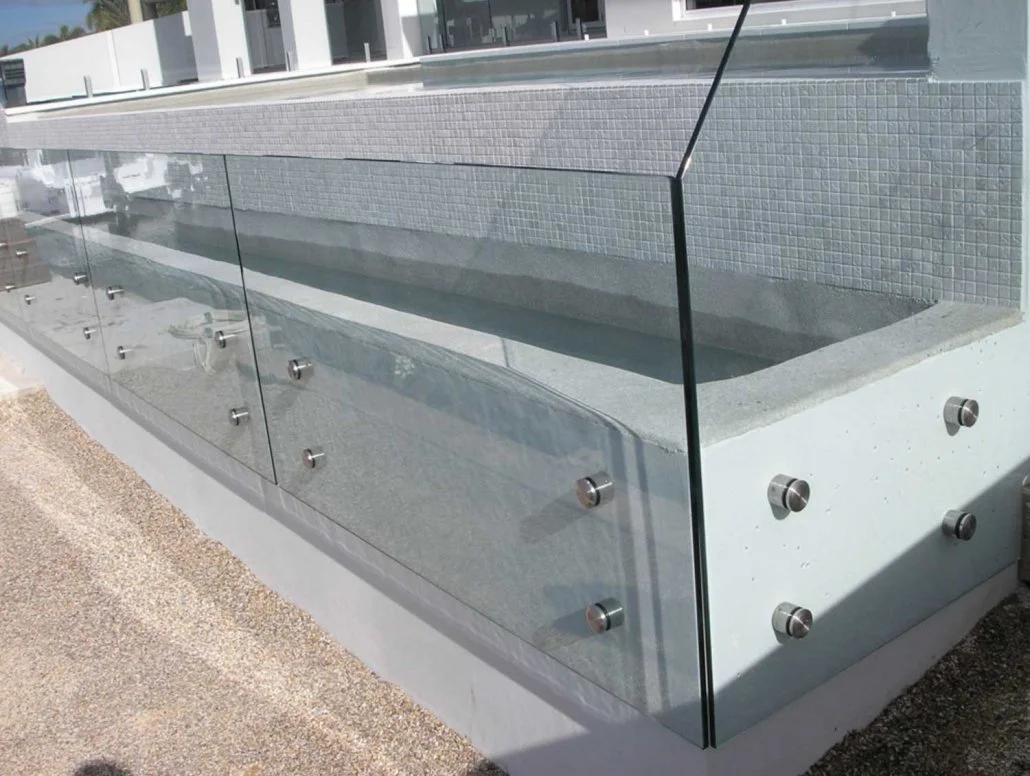 Glass railing Fencing