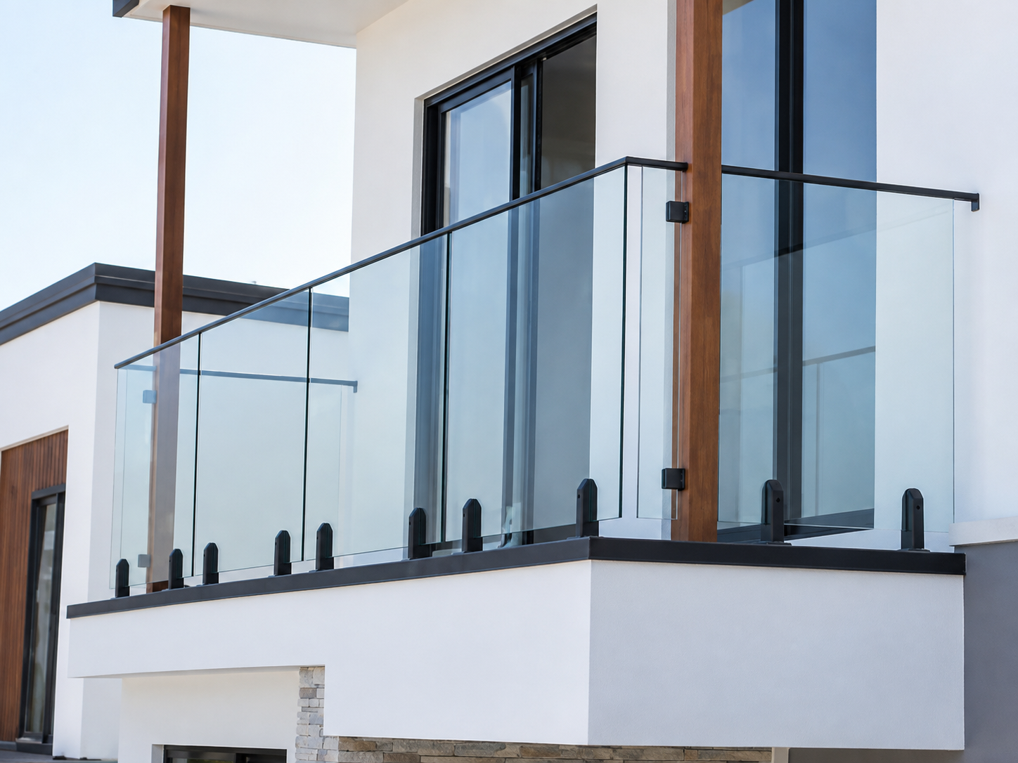 Glass balustrade manufactured by Swift Powdercoating and Fencing Brisbane
