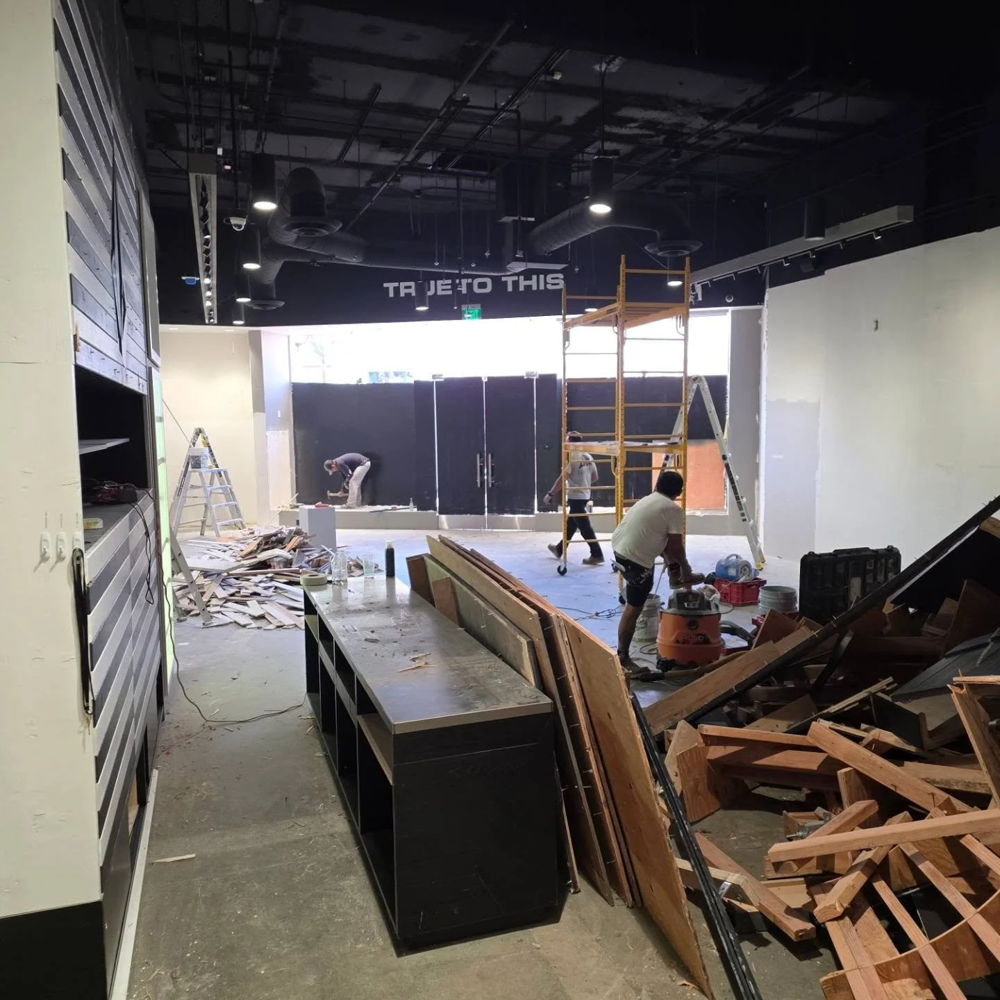 Throwback Thursday? Here's some before and afters of our remodel of the Bylt store at Irvine Spectrum.  Loved it so much they asked for it at Fashion Island. 👌

Ask what floors these are and get a proposal and schedule in only a few days.

#beforean