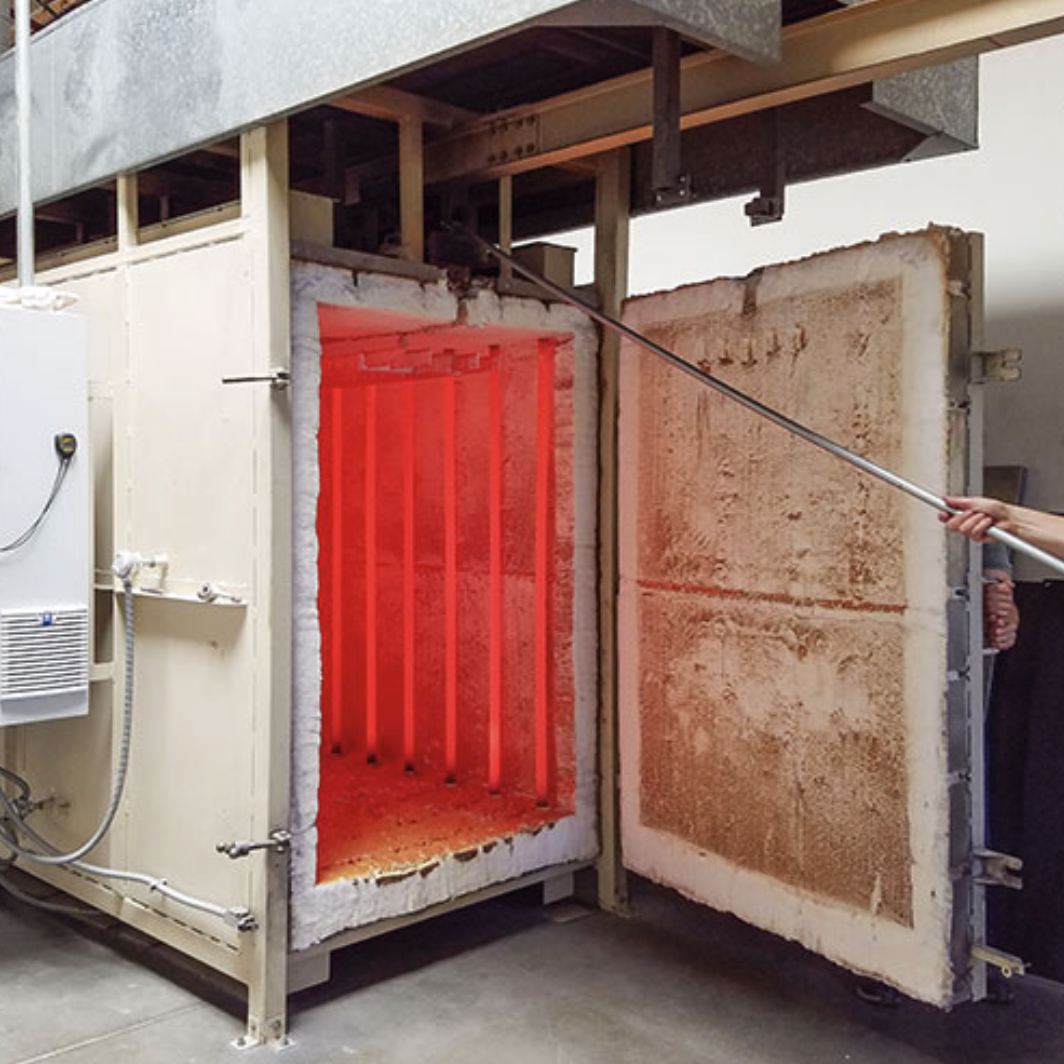 Judy Stone: Working Large - Industrial Enameling on Steel