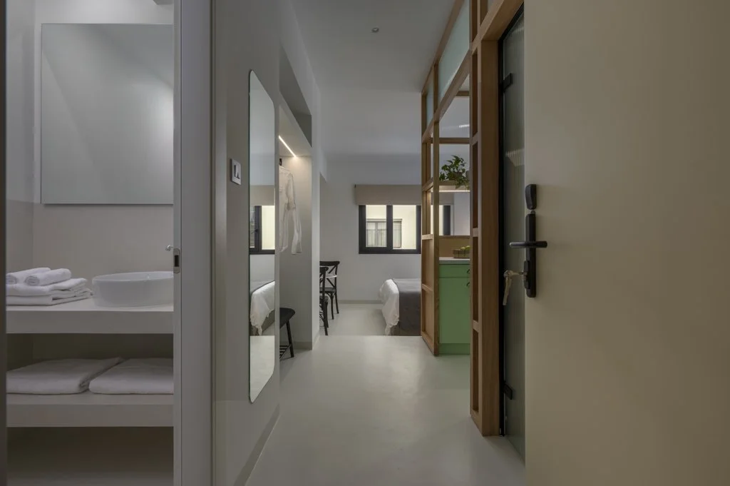 Binome Suites R01 View01.jpg
