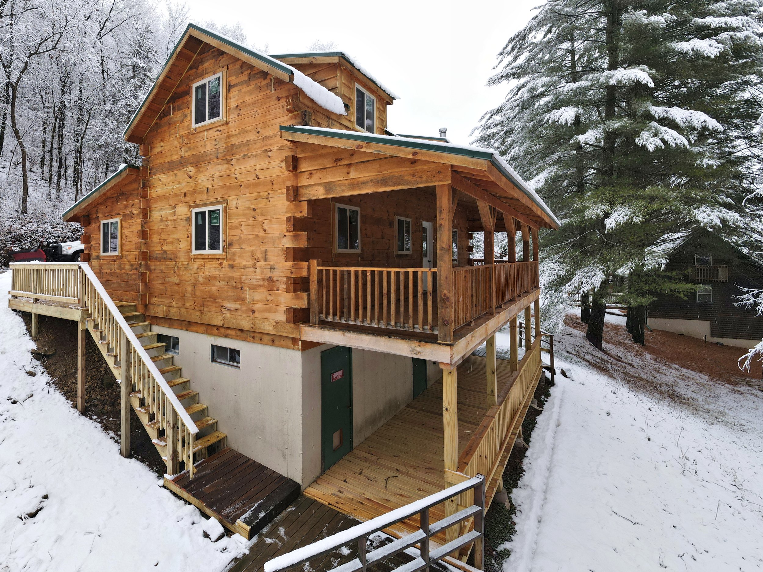 Log House winter3c.jpg
