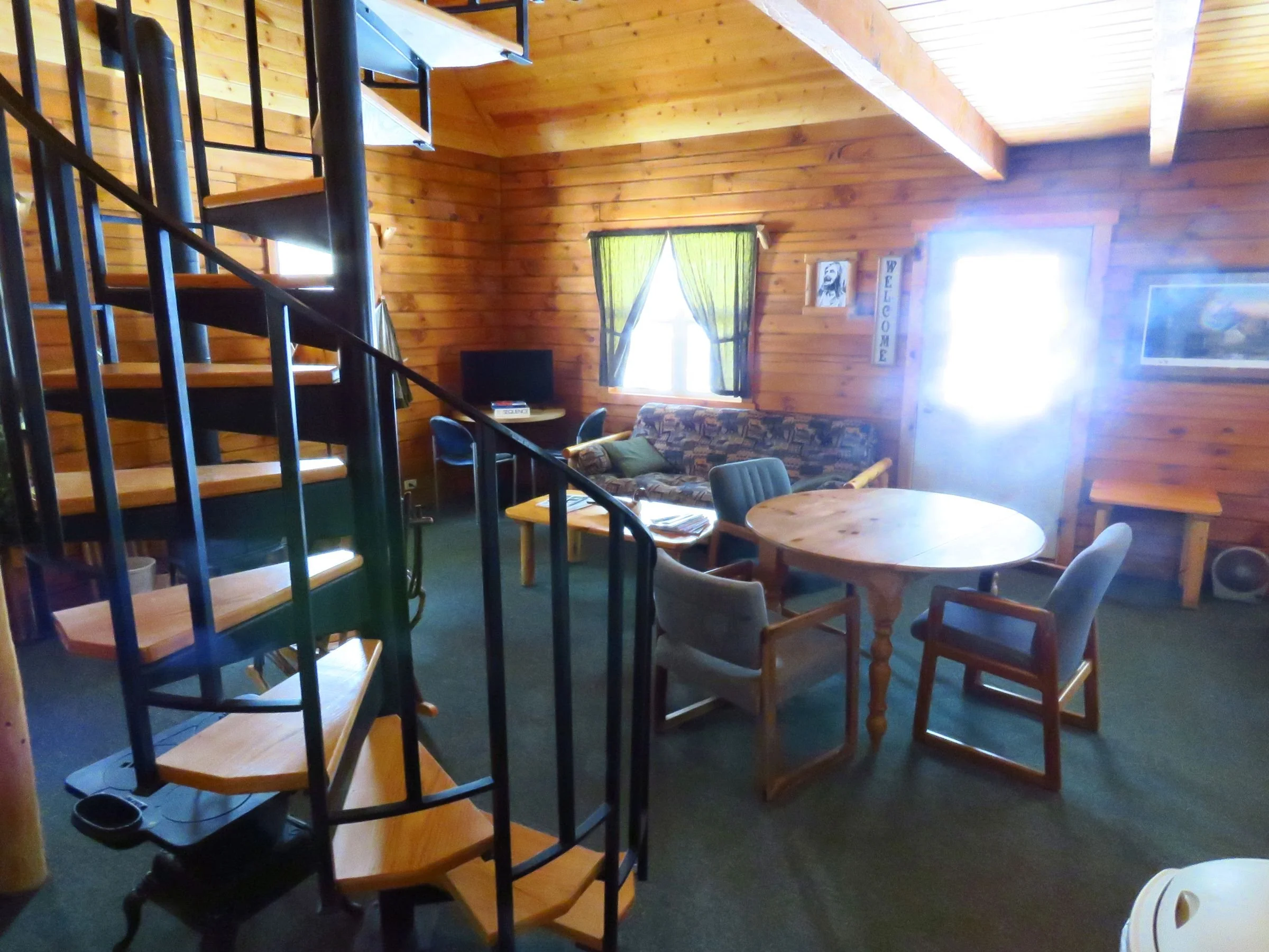 Log Cabin INSIDE 06 staircase.jpg