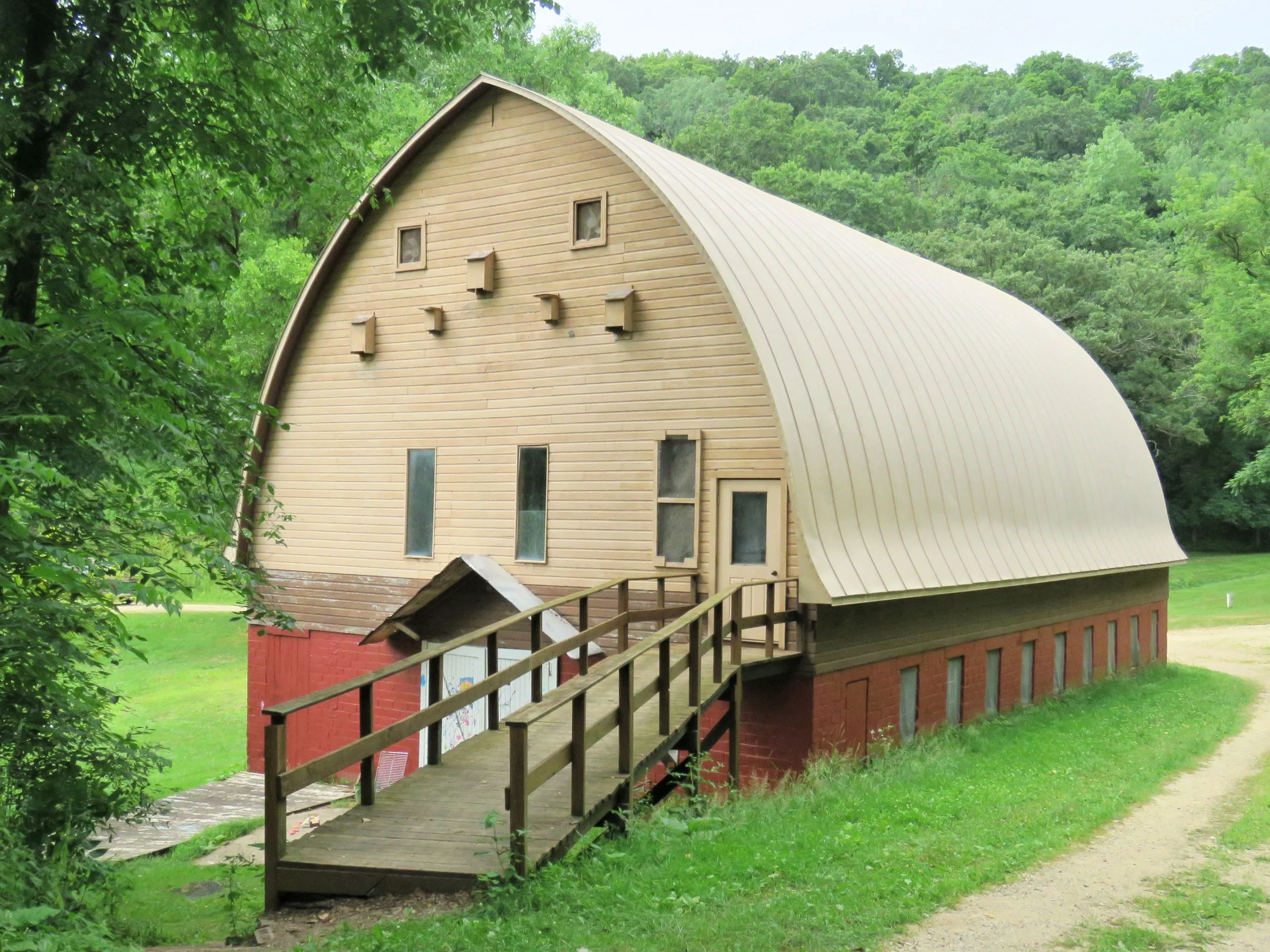 Art Barn - Upper 01.jpg