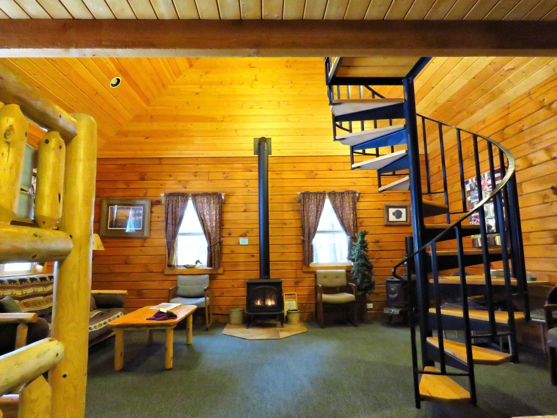 Log Cabin INT 01.jpg