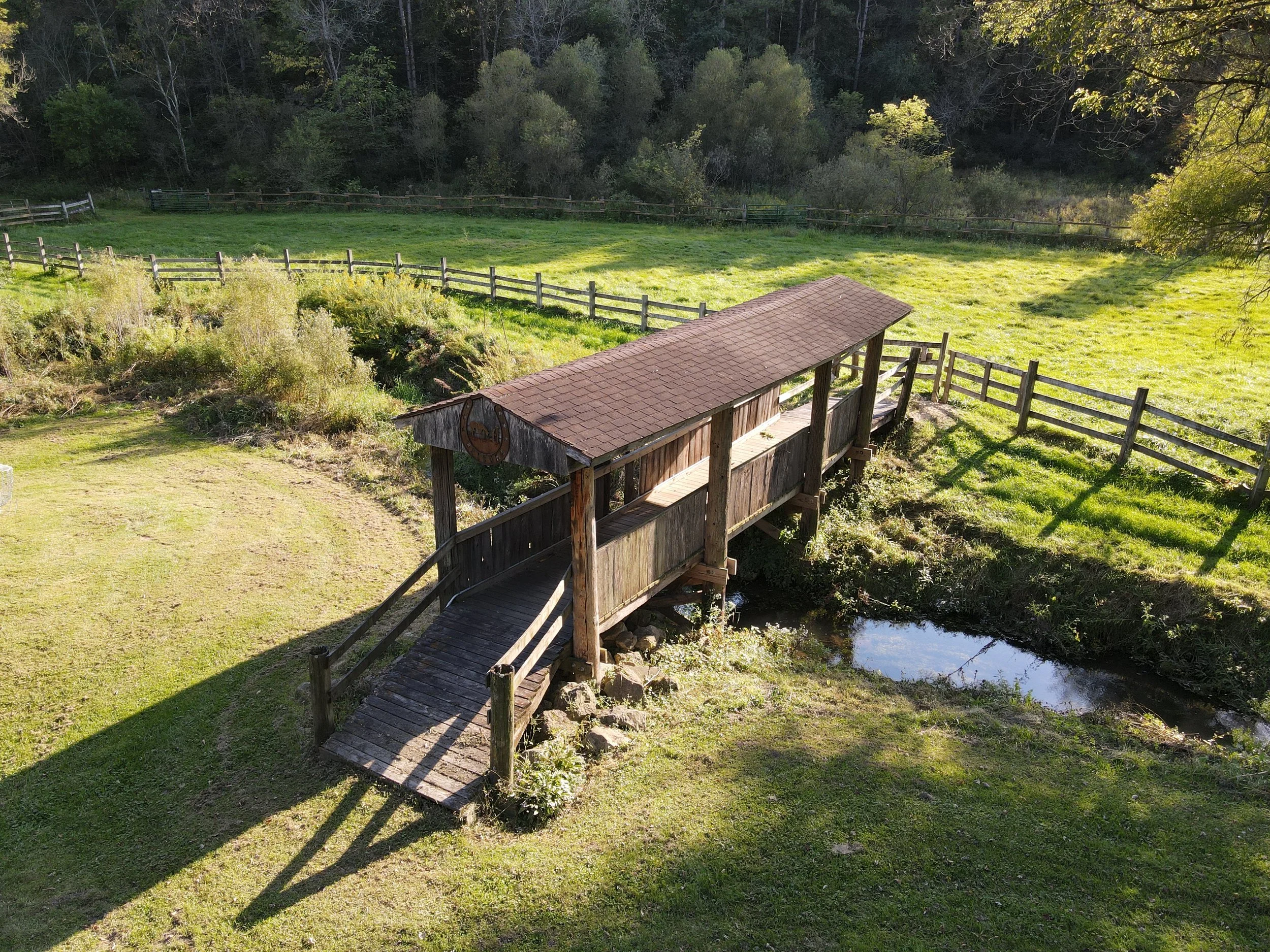 Horseshoe Bridge (Aerial) 09-2021.JPG