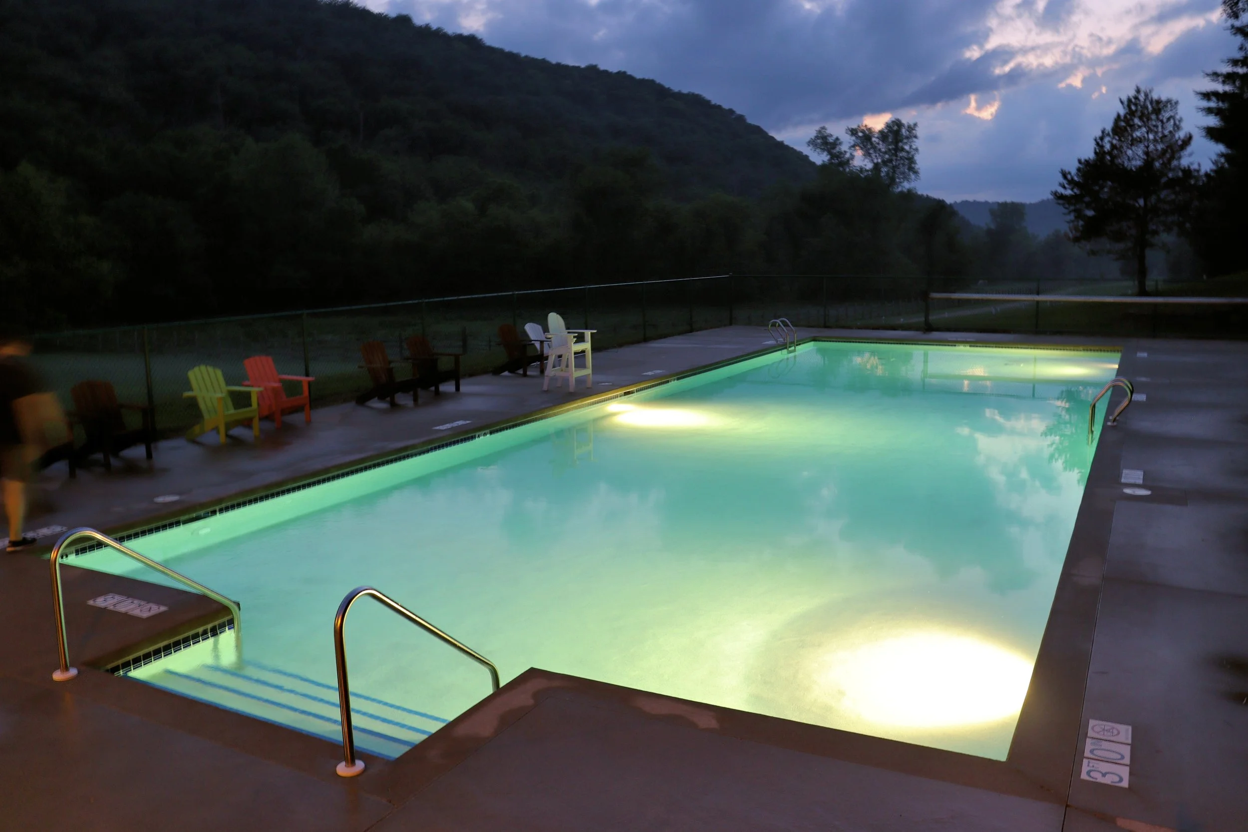 Pool Night Swim Lights 02A.JPG