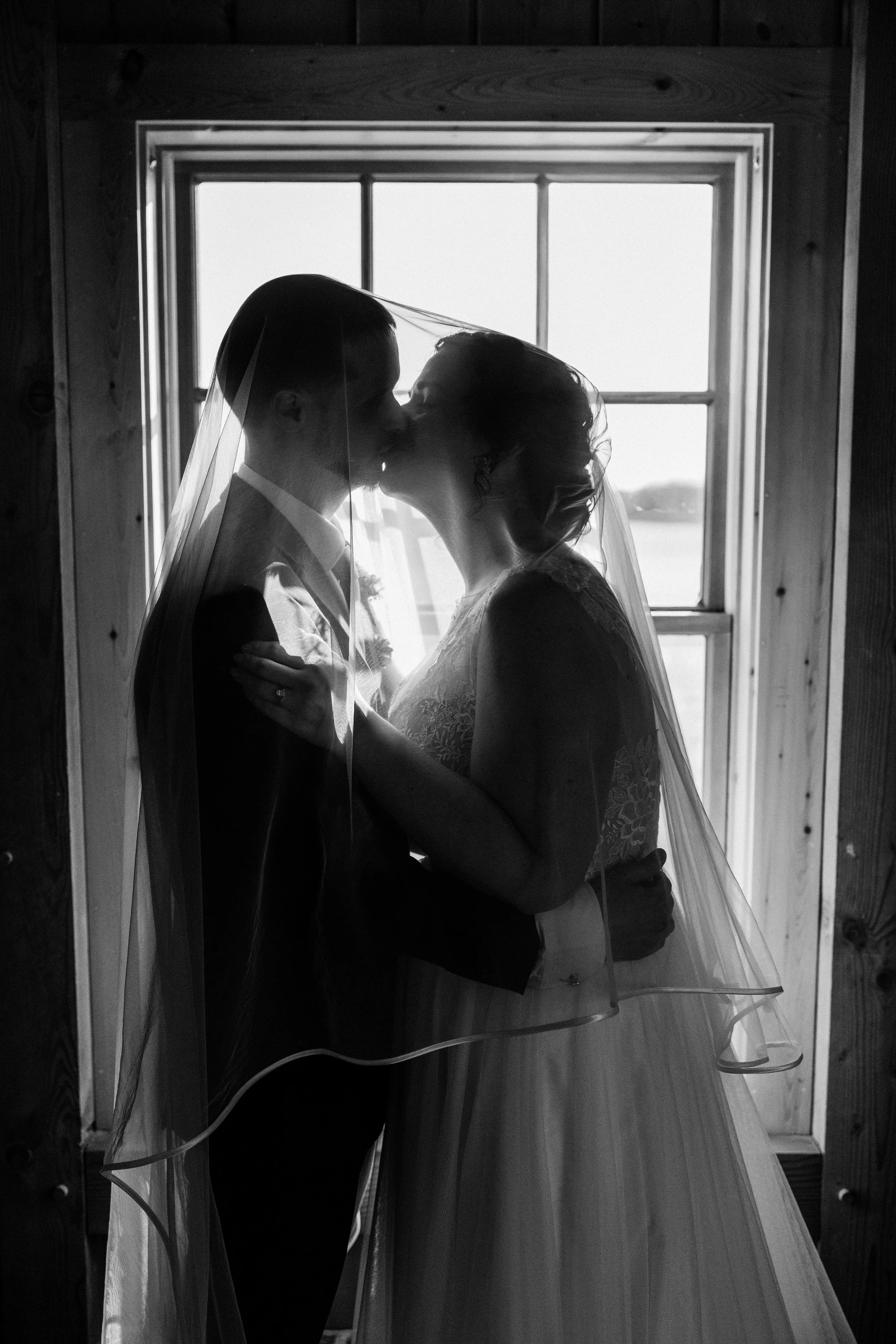 Married_MildaleFarm_032126_SmilesbyWhitney--475.jpg