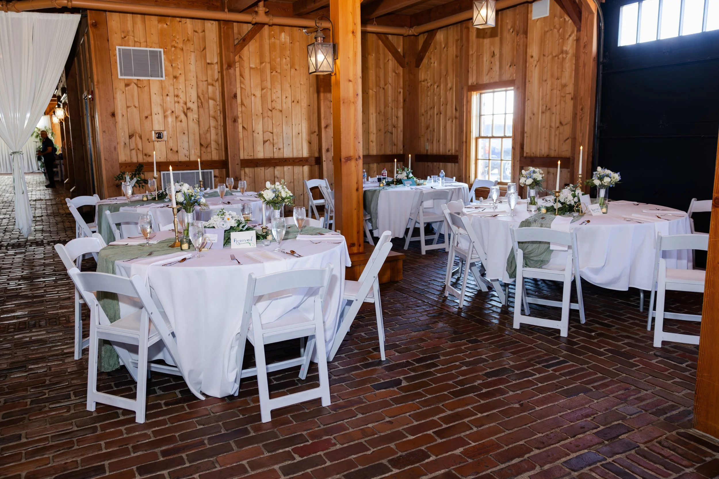 Married_MildaleFarm_032126_SmilesbyWhitney--343.jpg