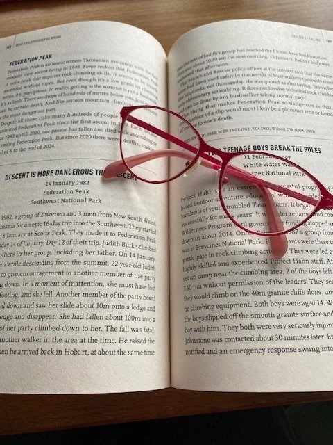 Text with pink spectacles