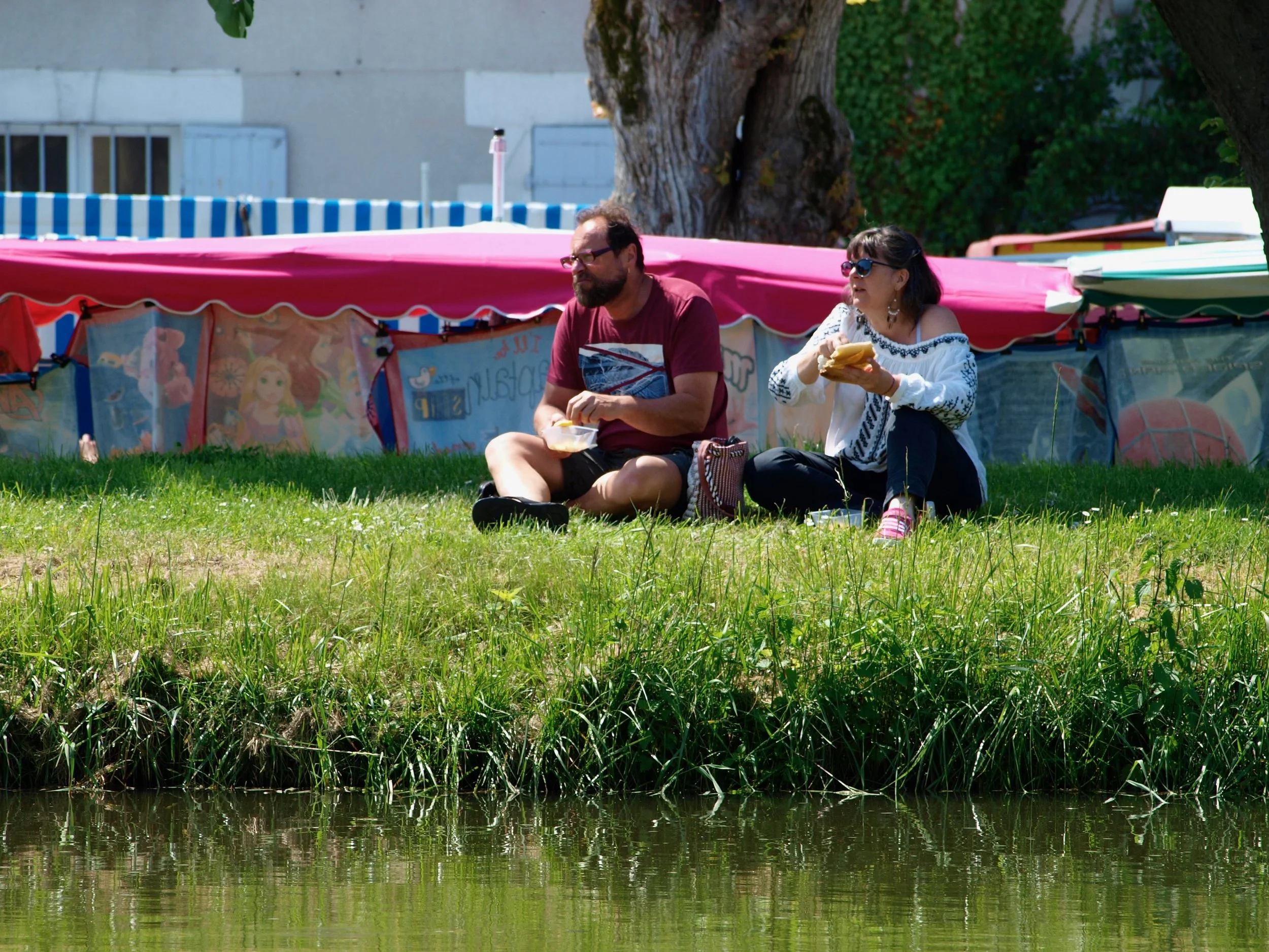 Un dimanche au bord de l'eau - 4.jpeg