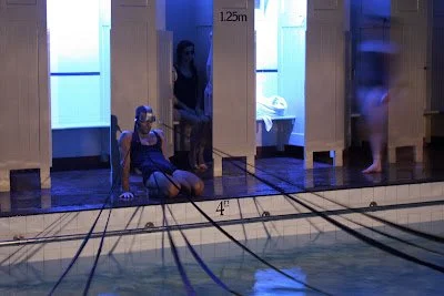 Waterproof.
live art, direction