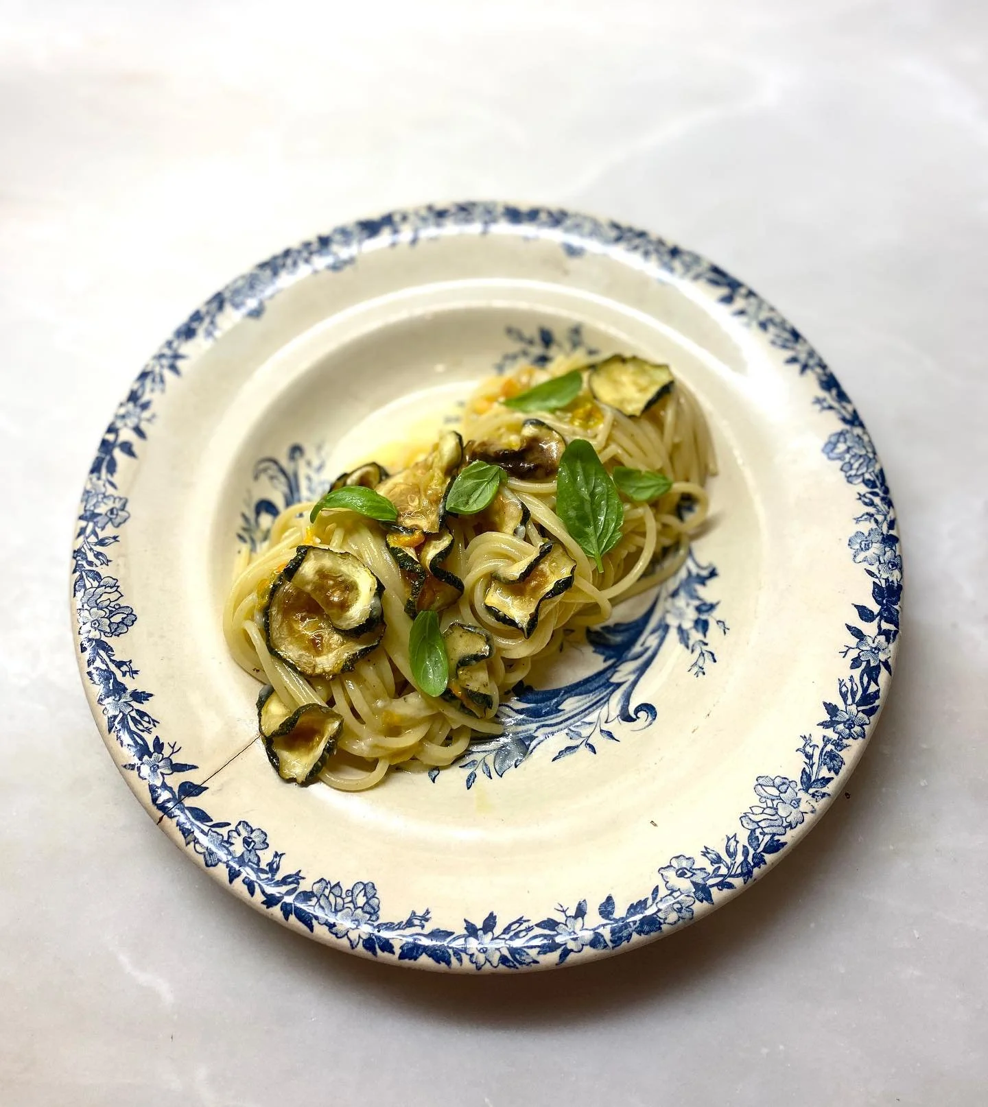 Linguini alla Nerano. One of my favorite pasta 💚

#linguiniallanerano #pasta #homemade #cheffe #privatechef #zuchinipasta #dinersprives #privatedinner