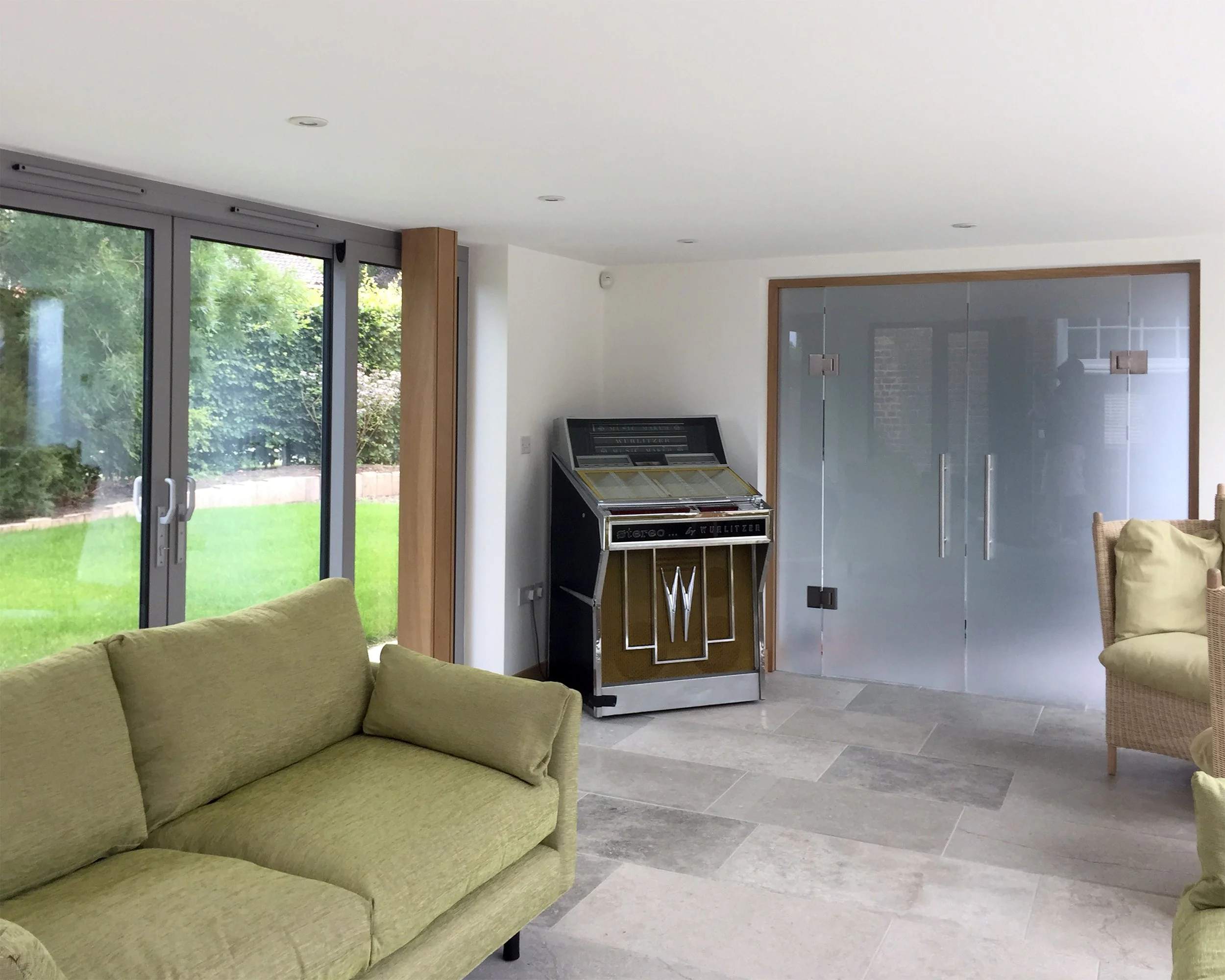 Frameless Glass Doors and Screens