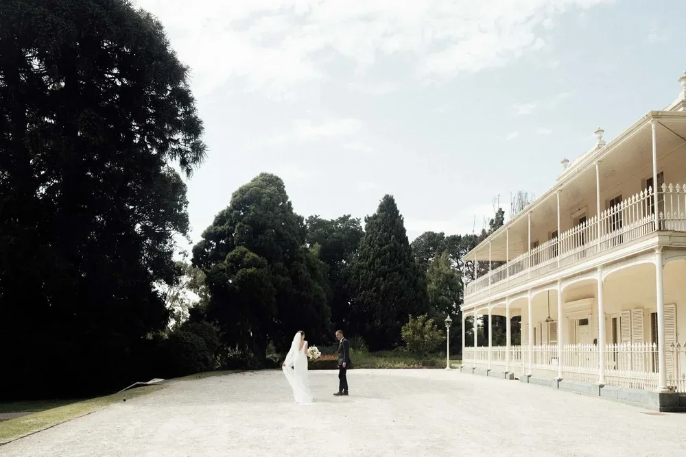 melbourne-city-wedding-photographer-23.webp