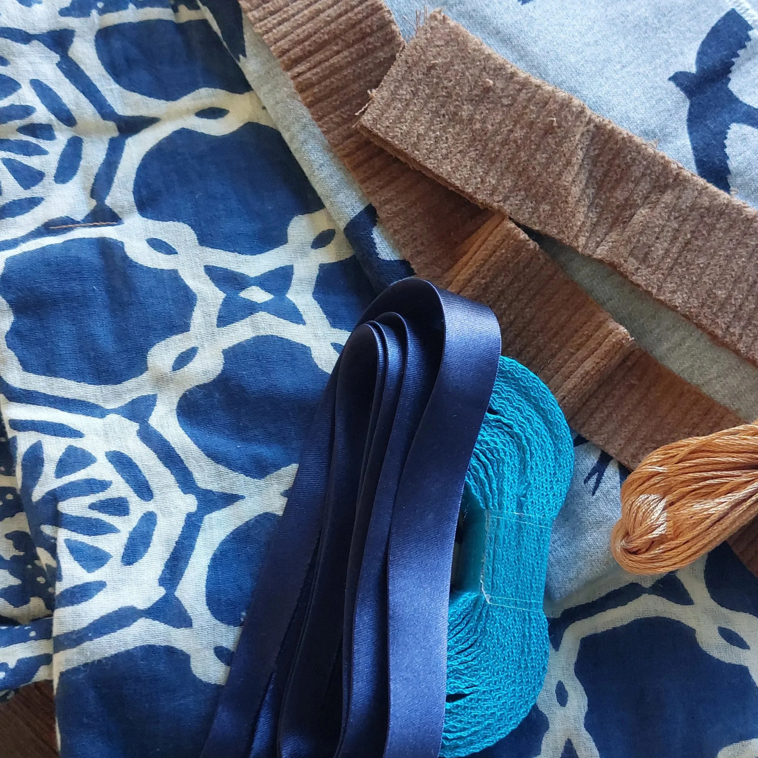 Sip &amp; craft: textiel collage