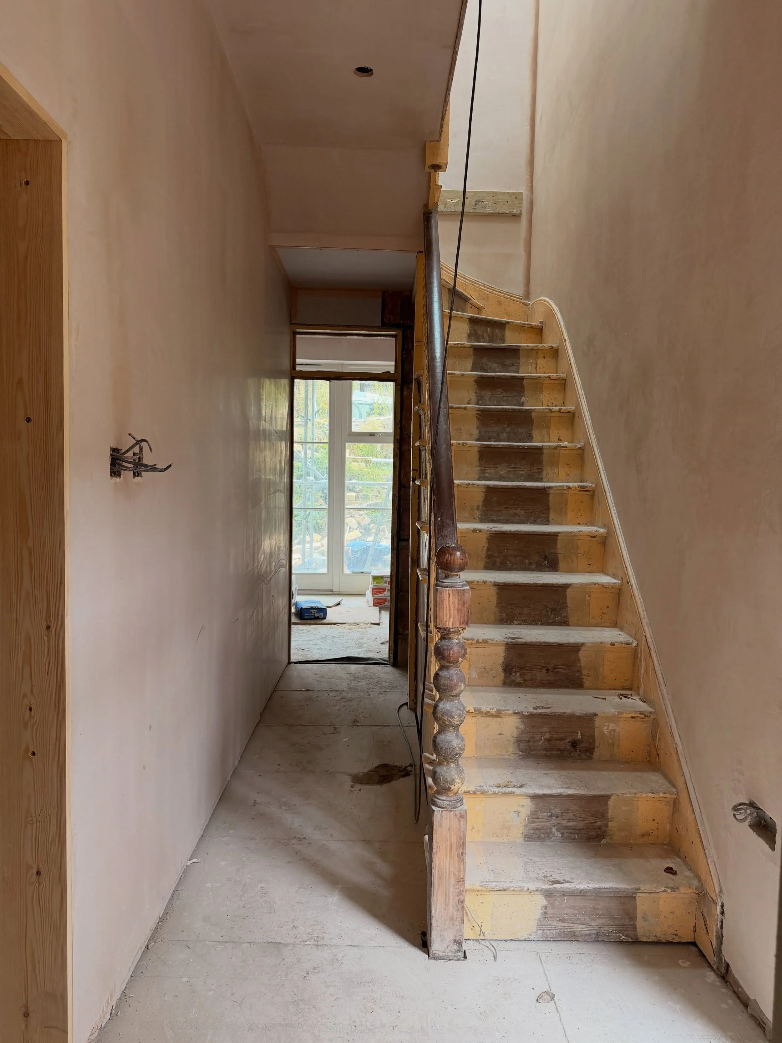 Another milestone reached at our Widcombe project ⭐️ Plastering is underway, and the transformation is really starting to come together 🤝 #gemconstructionbath #buildersofinsta #bath #bathsomerset #home