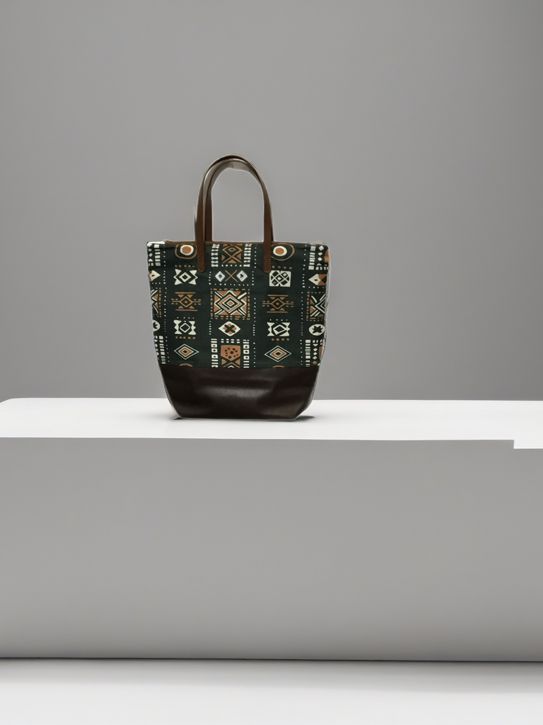 L-Cocoa Savanna Motif Tote