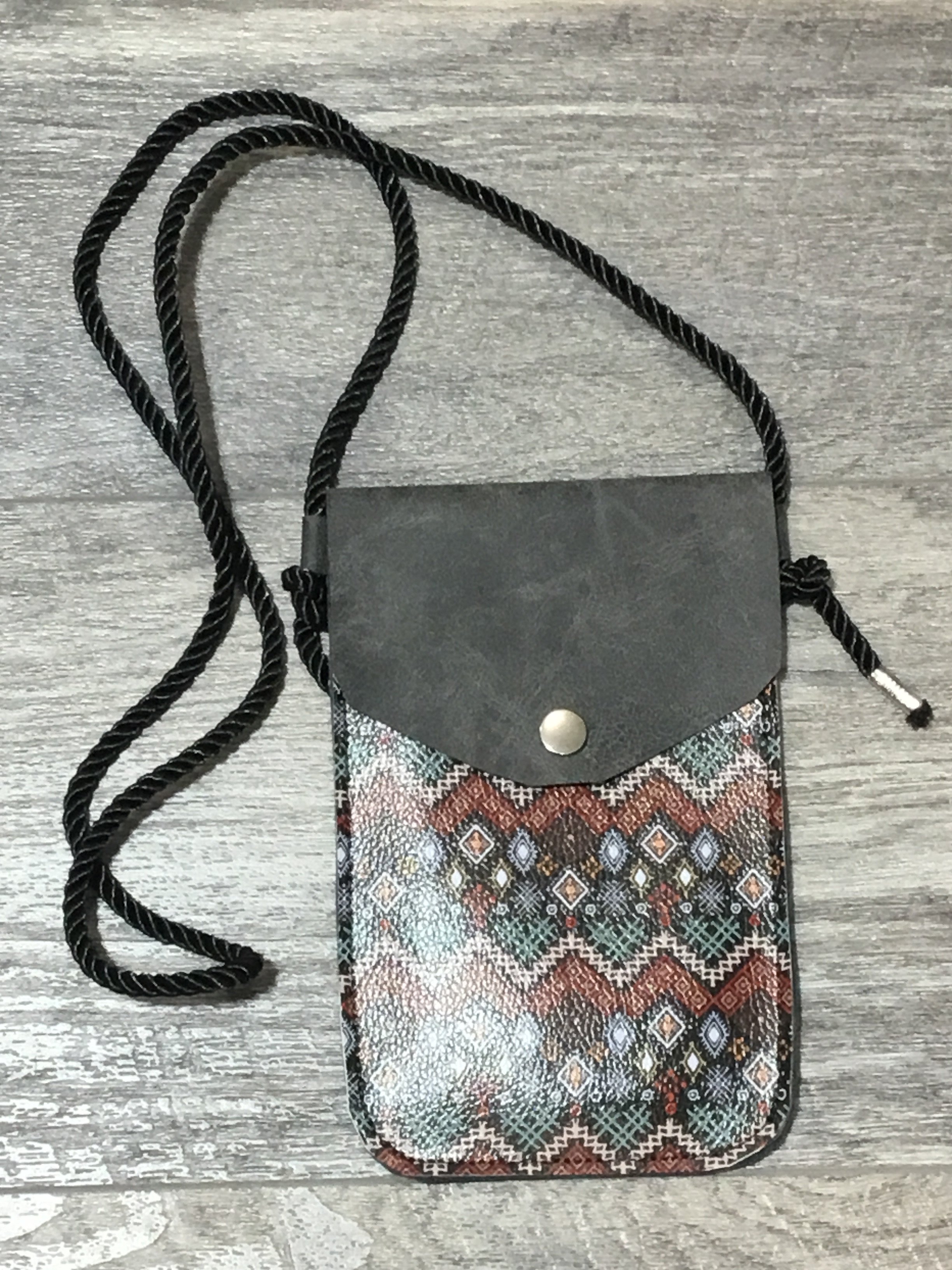 Sierra Crossbody