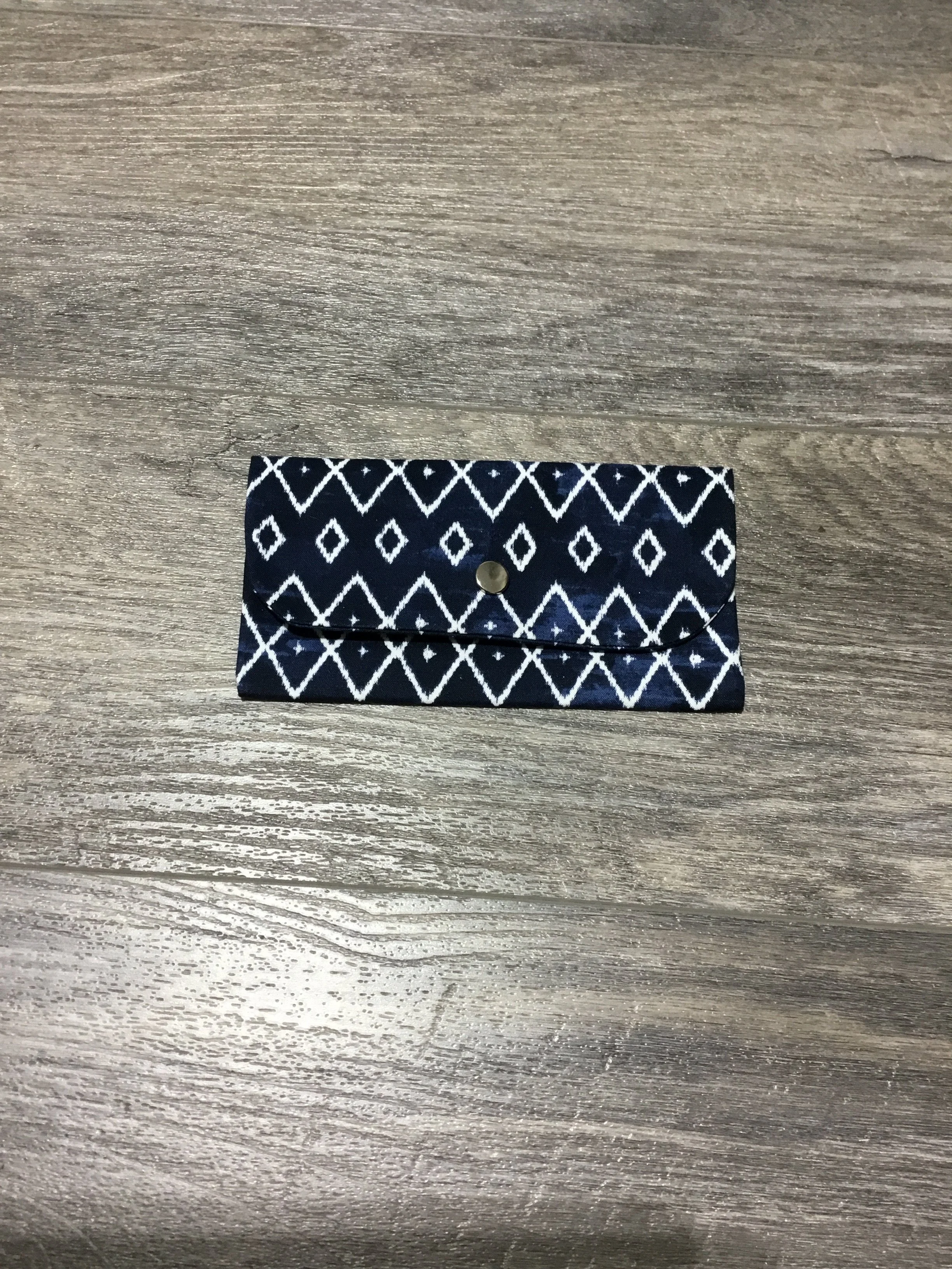Navy Geo Currency Wallet