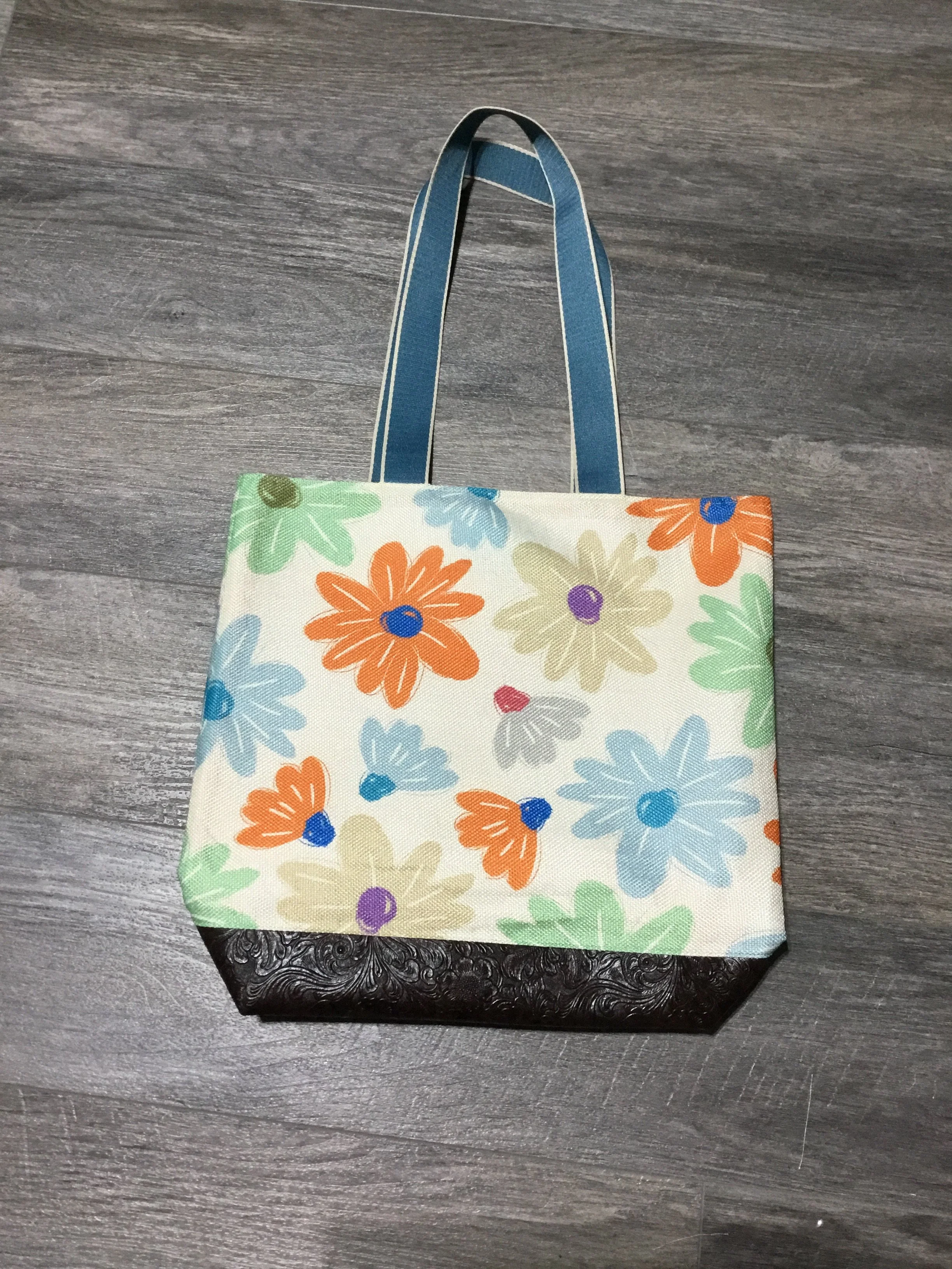 Multi Spring Tote