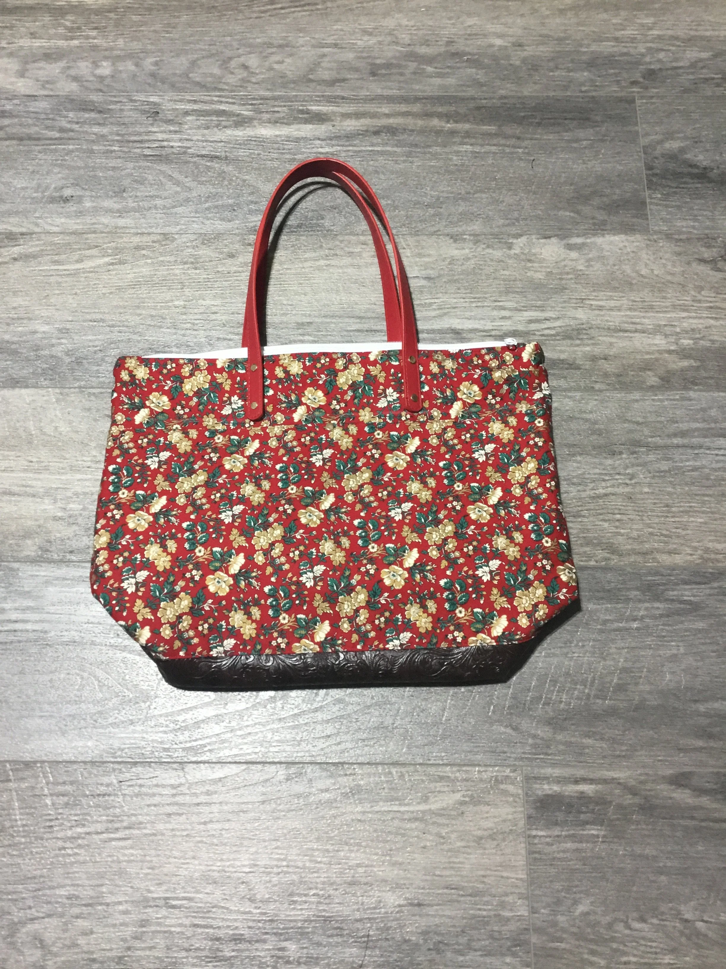 Holly Tote