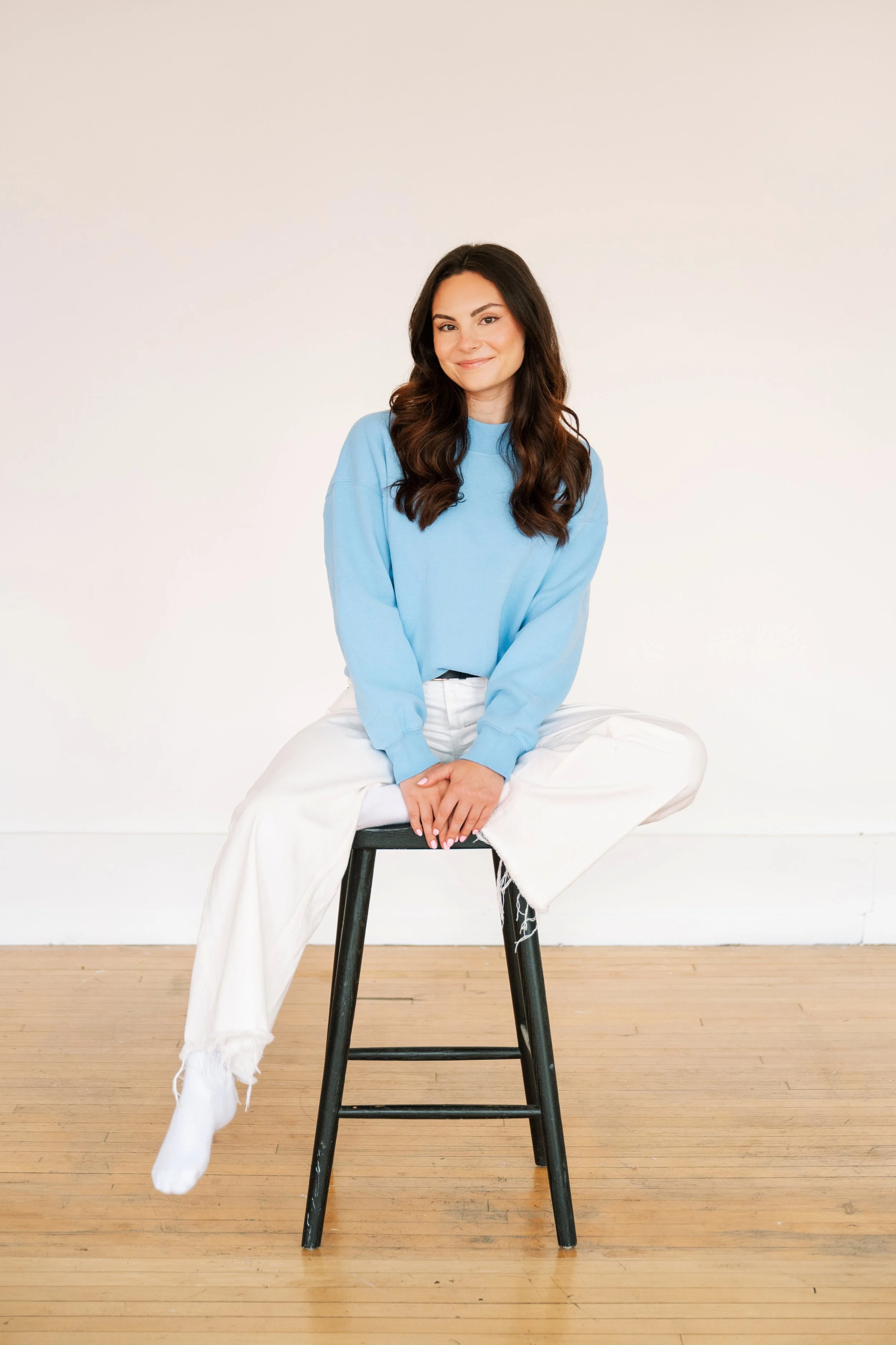Hailey Tasker, therapist and founder of Unpacked Therapy in Ontario