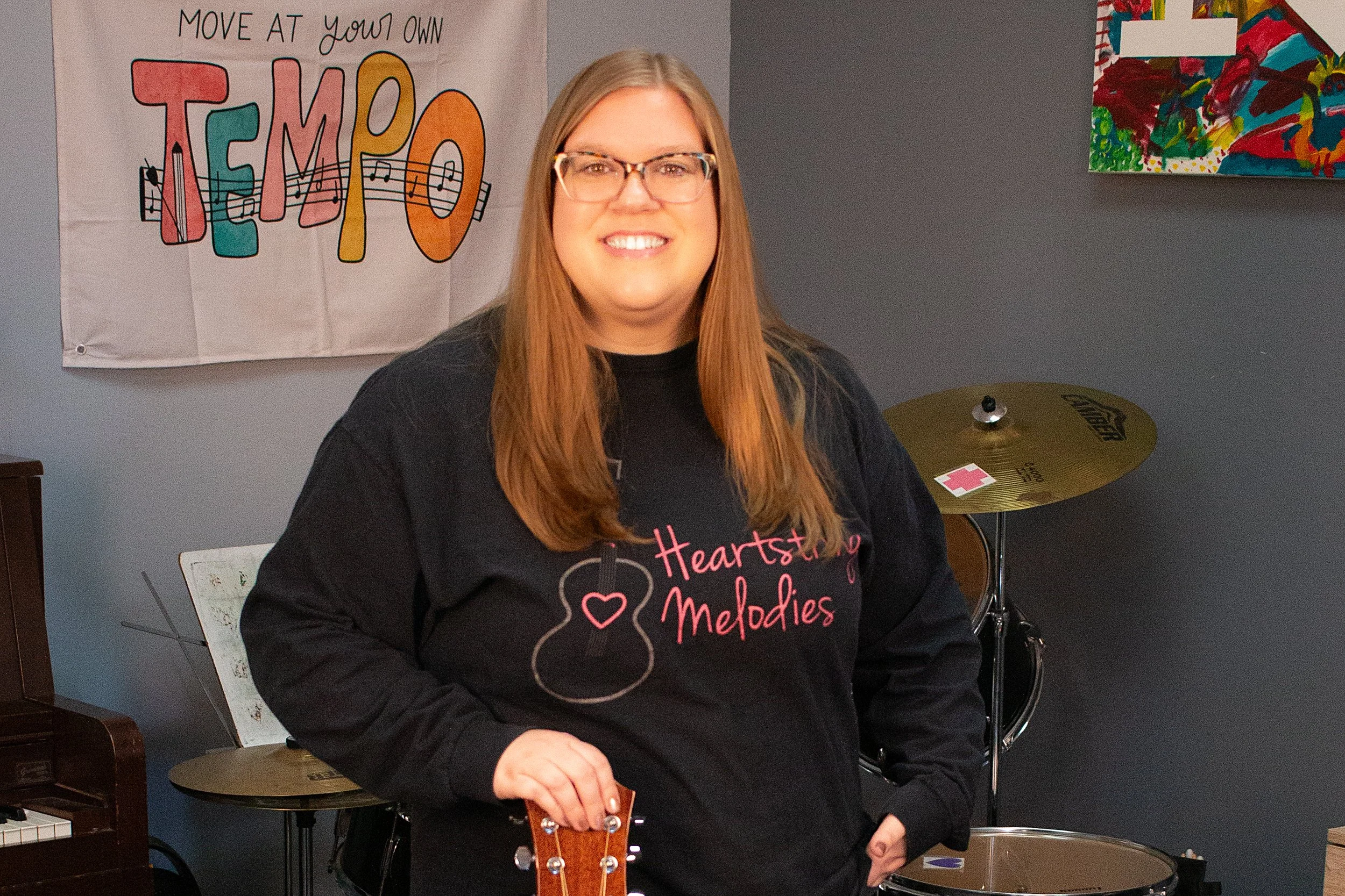Compassionate music therapy sessions supporting mental health and lifelong personal growth.